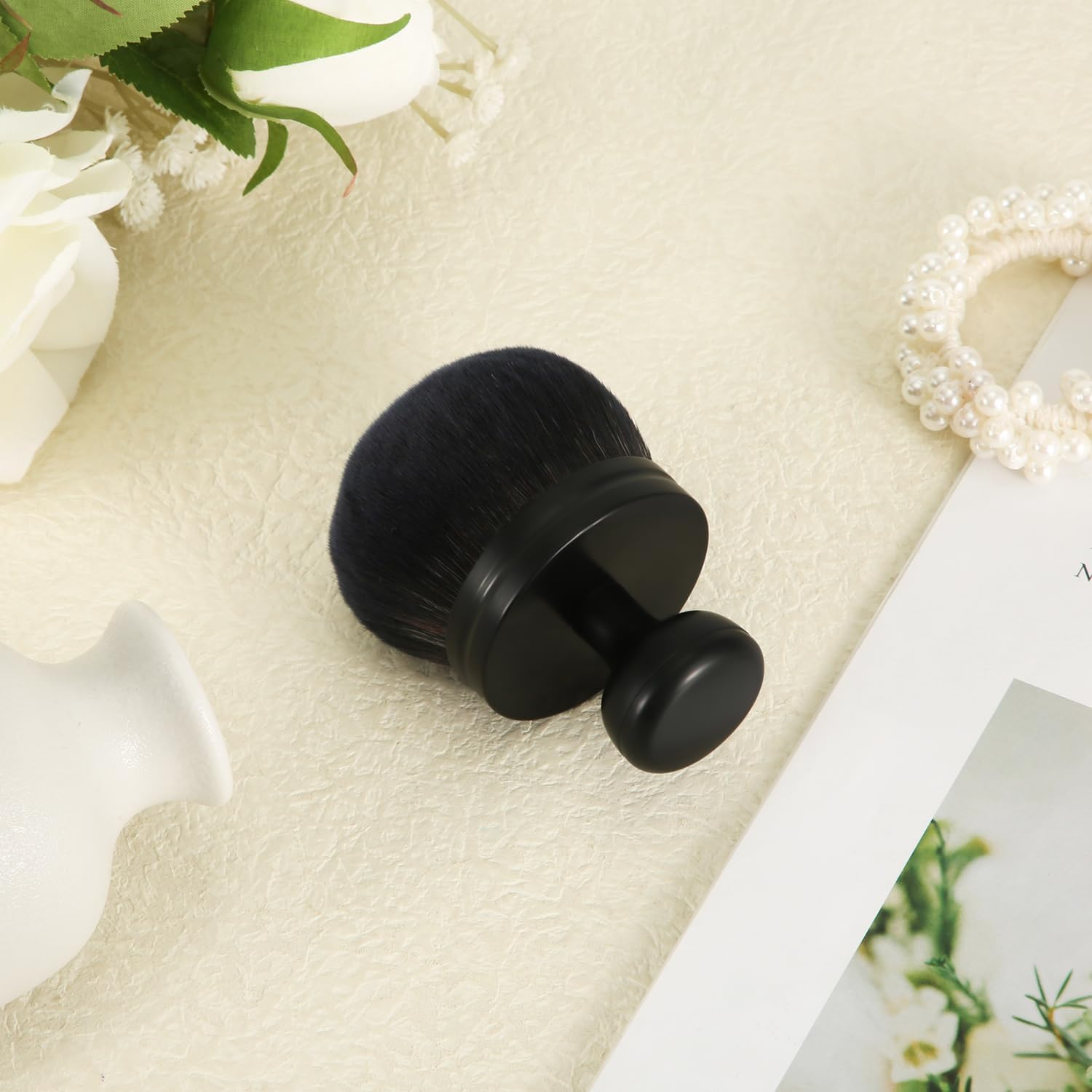 Extra Large Self-Tanning Pedzel, Wide Head Body Makeup Scrub Oval Applicator for Self Tanning on Back Scrub Kabuki for Sun Cream Subclad Face (Black) image number 4