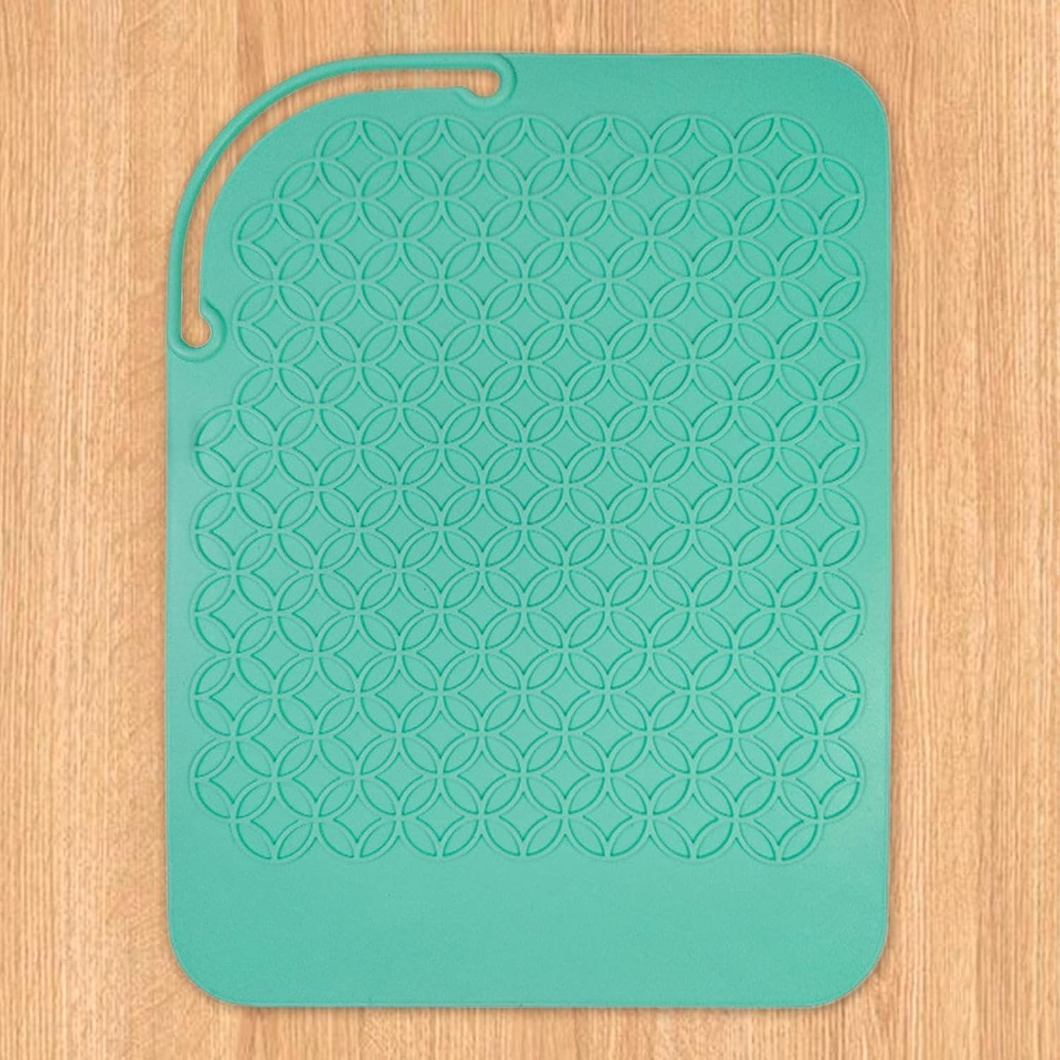 CARRORABI Flat Iron Mat Heat Resistant,Silicone Heat Resistant Mat for Hair Tool | Hair Curler Protective Mats Non-Slip Hairdressing Accessories for Curling Iron Hair Straightener Hot Tools image number 4