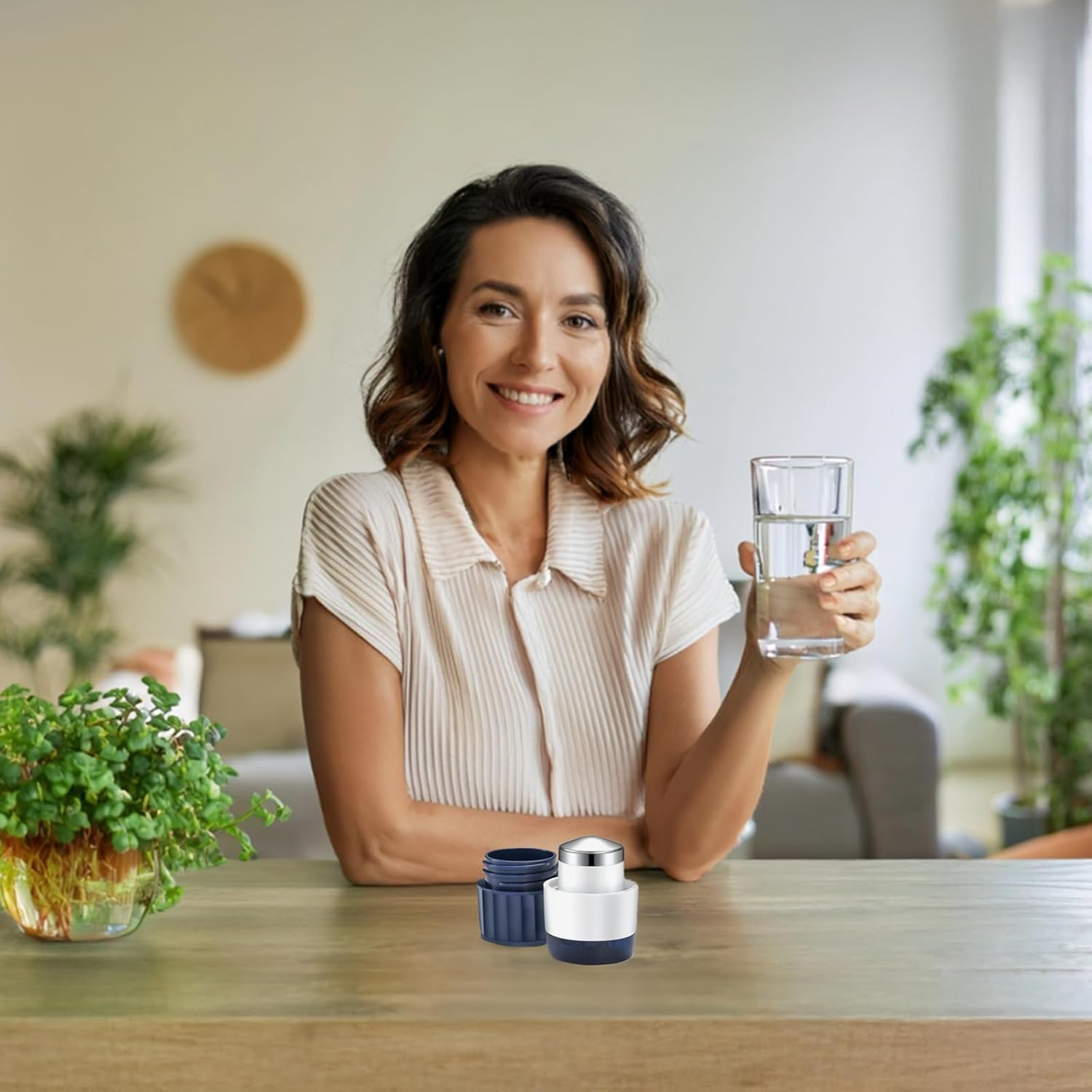 Fullicon 3 in 1 Pill Crusher Fine Powder with Stainless Steel Grinding Head, Pill Grinder for Elderly & Pet, Pill Cutter Splitter with Storage, Pill Cutter Splitter for Small and Tiny Pills with Free Brush (Indigo) image number 4