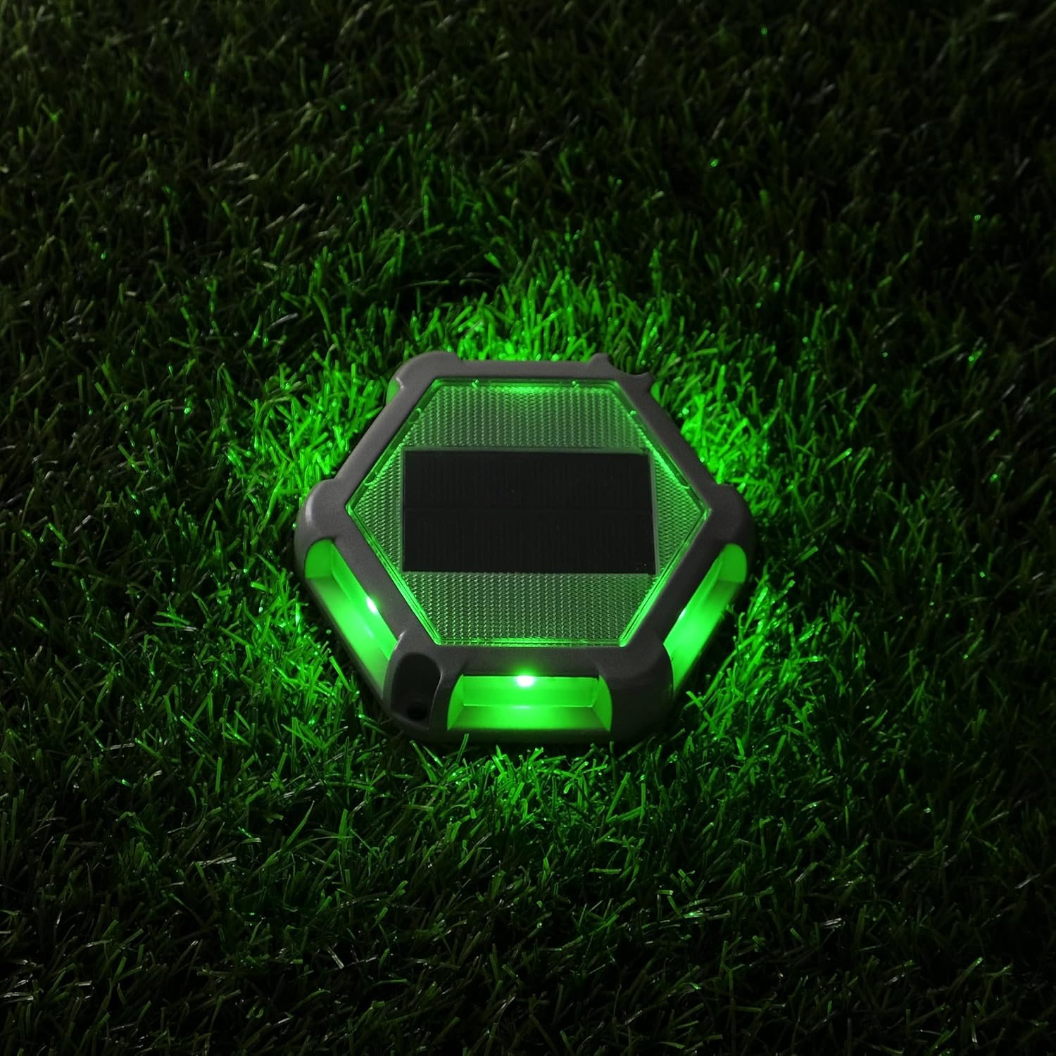 Solar Powered Driveway Lights, Green, Set of 8,Solar Dock Lights,Waterproof 800Mah Outdoor LED Aluminum Dock Lighting Warning for Driveway Sidewalk Garden Pathway Yard image number 4