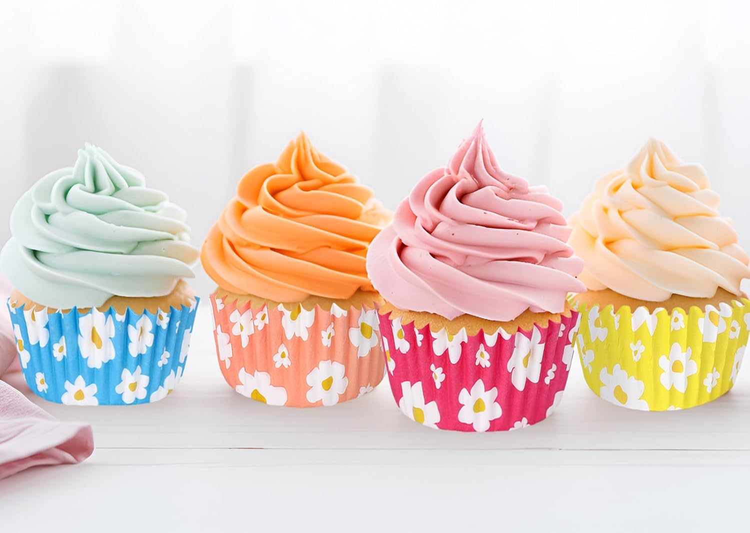 Whaline 600Pcs Colorful Daisy Flower Cupcake Liners Spring Rainbow Color Cupcake Wrappers Baking Cup Boho Groovy Hippie Party Muffin Liners for Spring Summer Baby Shower Wedding Birthday Party image number 4