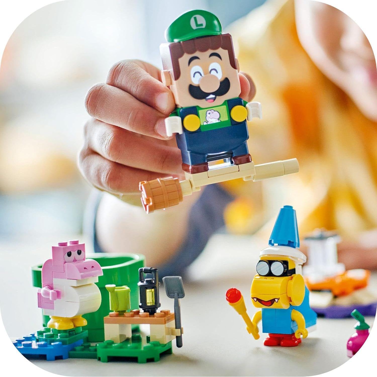 LEGO Super Mario Adventures with Interactive Luigi Toy for 6 plus Year Old Boys & Girls, Building Set with a Pink Baby Yoshi Figure, Creative Kids' Toys for Gaming Fans 71440 image number 2
