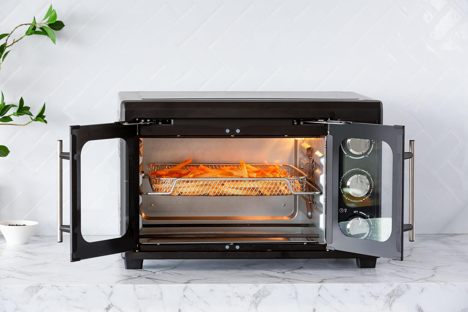 Healthy Choice 30L Air Fryer Convection Pizza Oven with Rotisserie &ndash; 360&deg; Food Rotating Option, Digital Controls, Versatile Cooking for Pizza, Roasting, Baking, and Frying for Family Meals image number 3