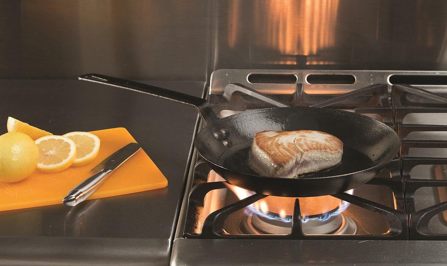 Lodge CRS10 Pre-Seasoned Carbon Steel Skillet 10" Black image number 1