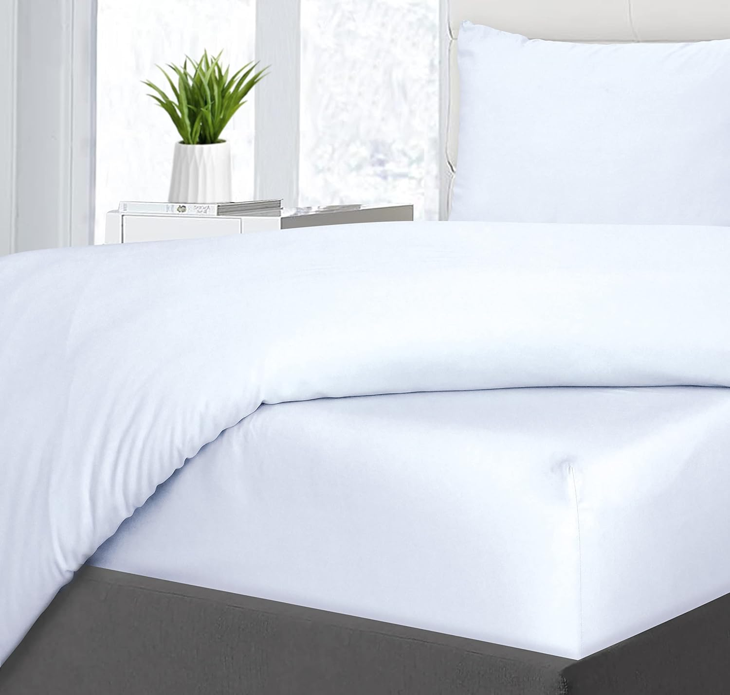 Sleepdown Fitted Sheet Plain Warm Cosy Breathable Super Soft 100% Bamboo Bedsheet Bed Linen 32Cm Extra Deep Pockets - White - Double, (5056242894582) image number 1