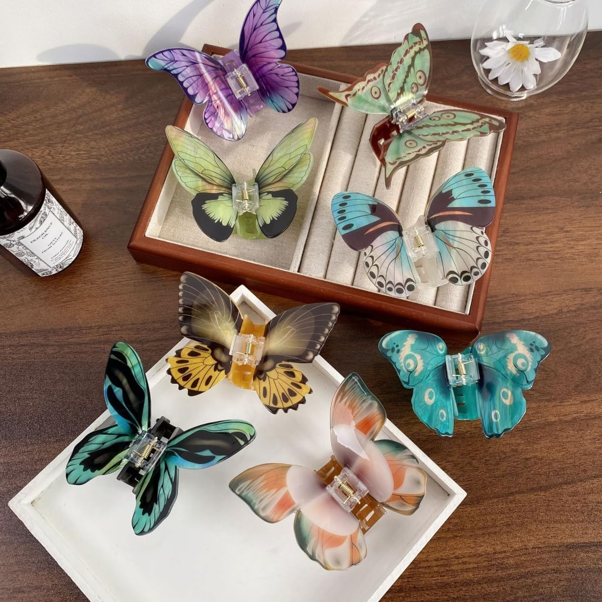 Butterfly Hair Clip, Hair Clips, French Hair Claw Clips, Medium Size, Butterfly Claw Clip, Non-Slip Hair Clips, Acrylic Hair Clip for Thick, Thin Hair, Women and Women, Blue, 9 X 8.5 Cm image number 5