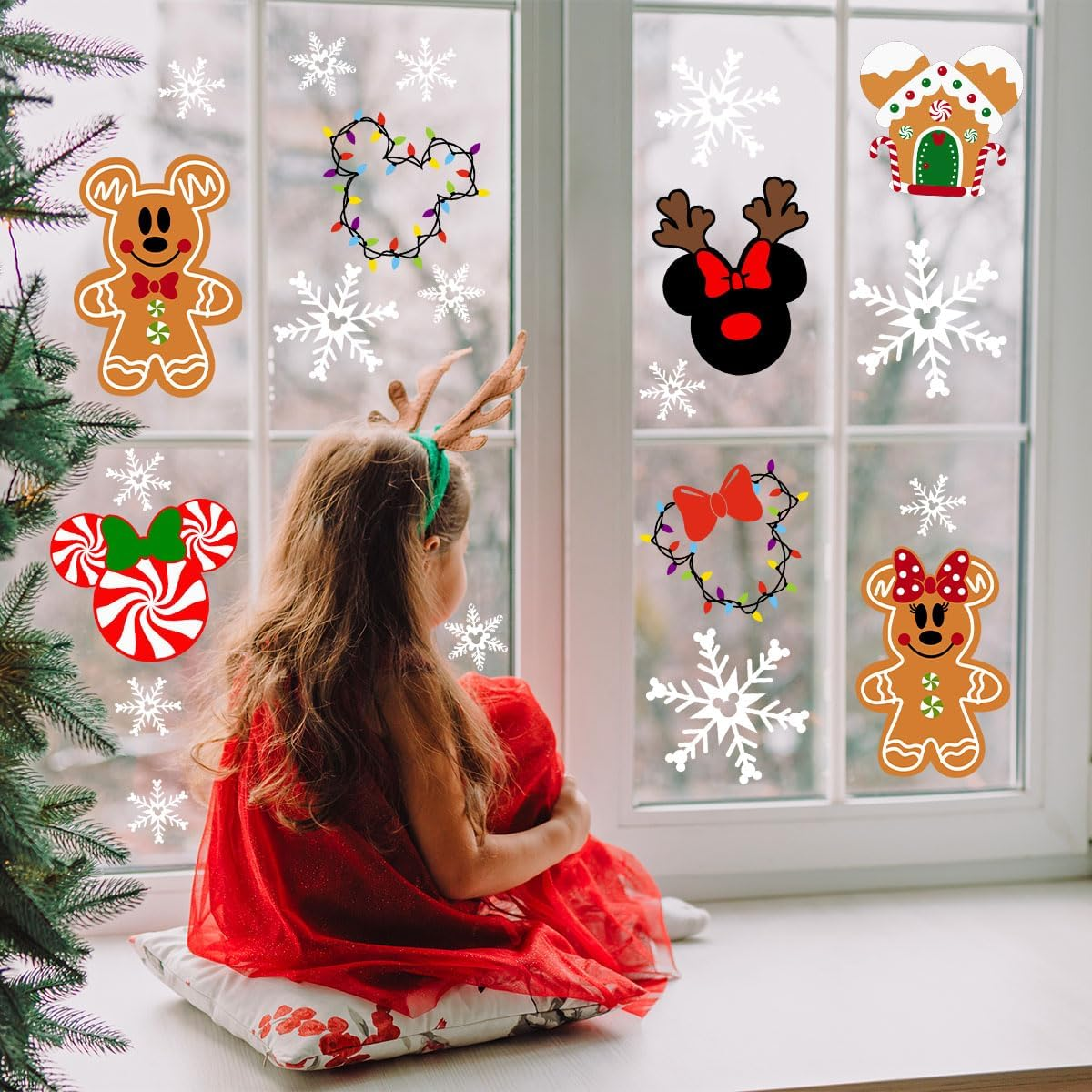 9Sheets Christmas Window Clings Gingerbread Christmas Party Decorations Ginger Bread Man Mouse Castle Snowflake New Year Winter Decor Merry Christmas Decals for Office Home Hotel Decorations
