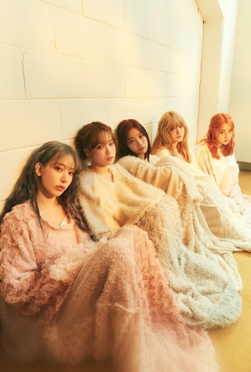 DREAMUS LE SSERAFIM Easy 3Rd Mini Album Contents+Card+Tracking Sealed LSFM (Weverse Albums Random Version) image number 2