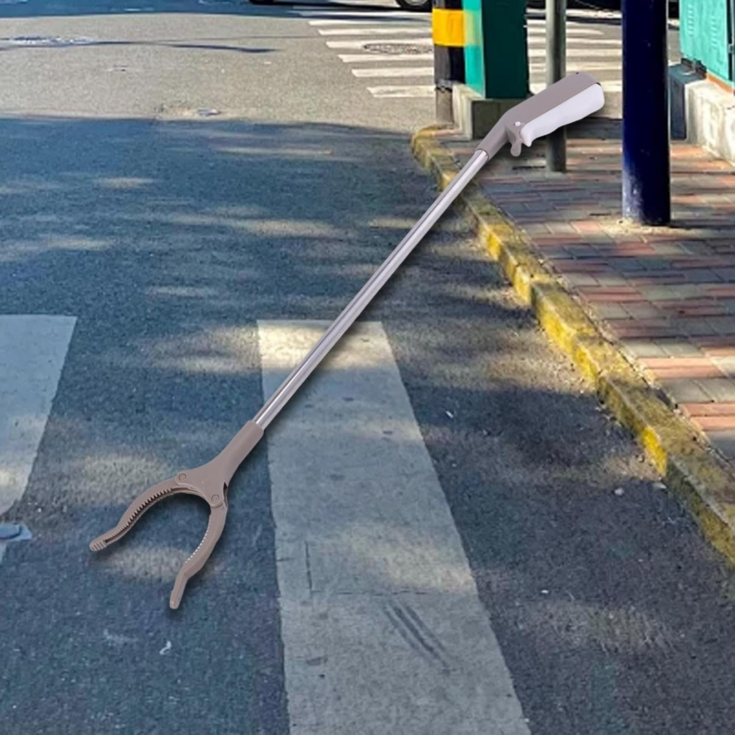 TENOL Grabber Reacher Tool Reacher Grabber Lightweight Pickup Tool Heavy Duty Pick up Stick Grabbers for Elderly Seniors Cleaner