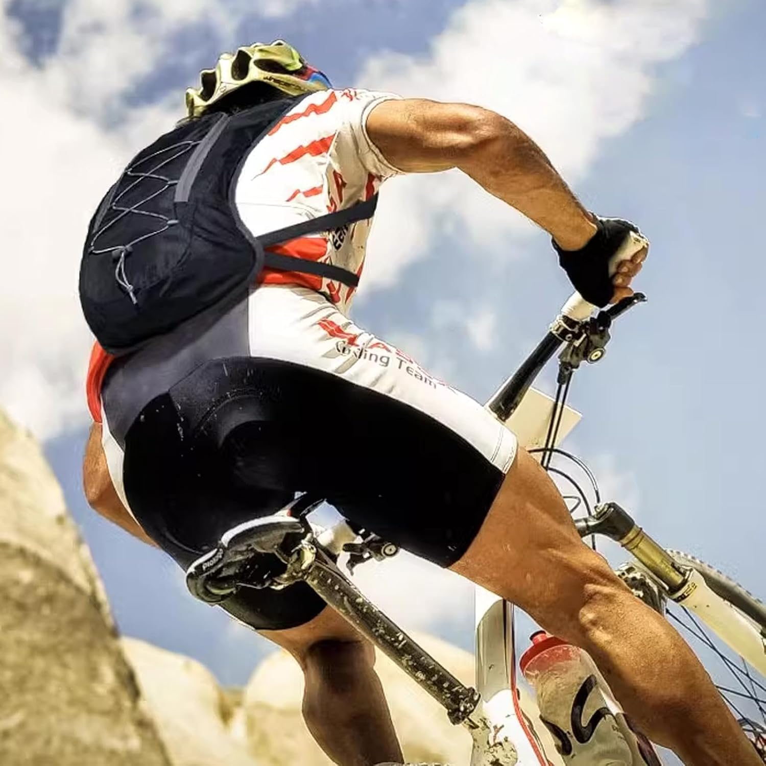 Hydration Pack, Hydration- Water Backpack with 2L Hydration Bladder-The Perfect Backpack for Outdoor Sports Cycling Skiing Hiking Running Camping Climbing image number 6