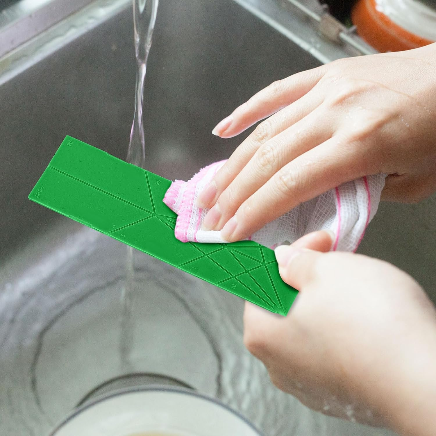 2Pcs 3-In-1 Polygons Measuring Spoon, 6 Different Sizes Foldable Flat Magnetic Measuring Spoons for Liquid Dry Ingredients Multifunctional Kitchen Gadgets (Green) image number 4