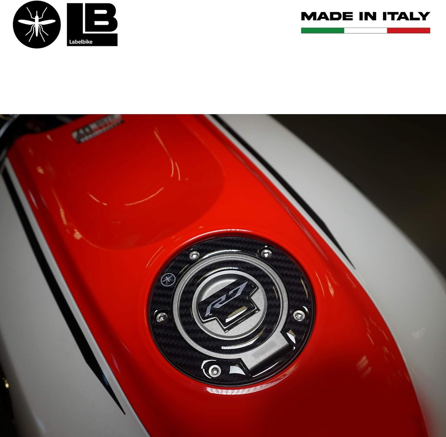 Labelbike - Stickers 3D Motorcycle Tank Cap Protection and Decoration in Resin Compatible with Yamaha R7 2021-2024 - Color Carbon Black Grey image number 1