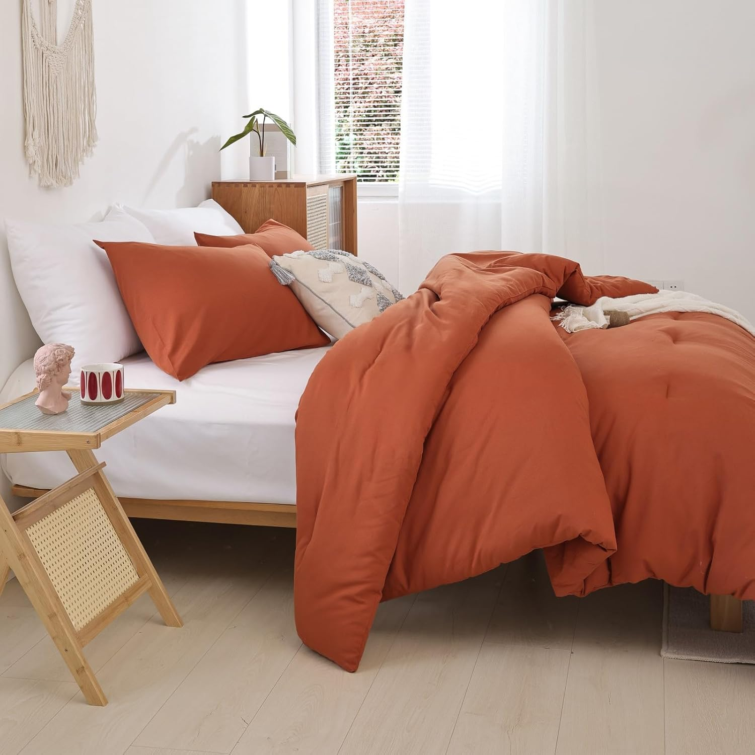 ROSGONIA Queen Comforter Set Burnt Orange, 3Pcs (1 Boho Terracotta Comforter & 2 Pillowcases), Lightweight Fall Bedding Rust Blanket All Season Quilt