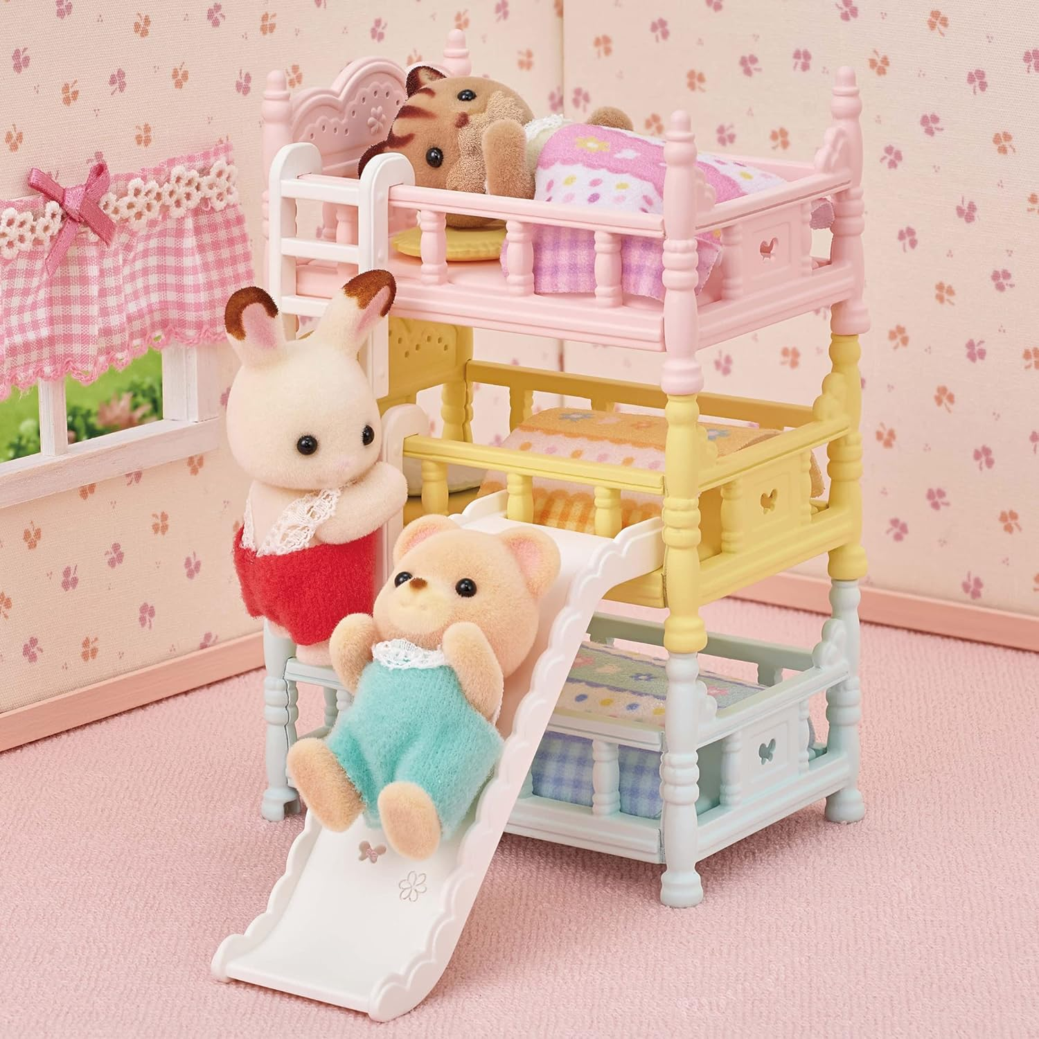 Sylvanian Families - Triple Bunk Beds image number 3