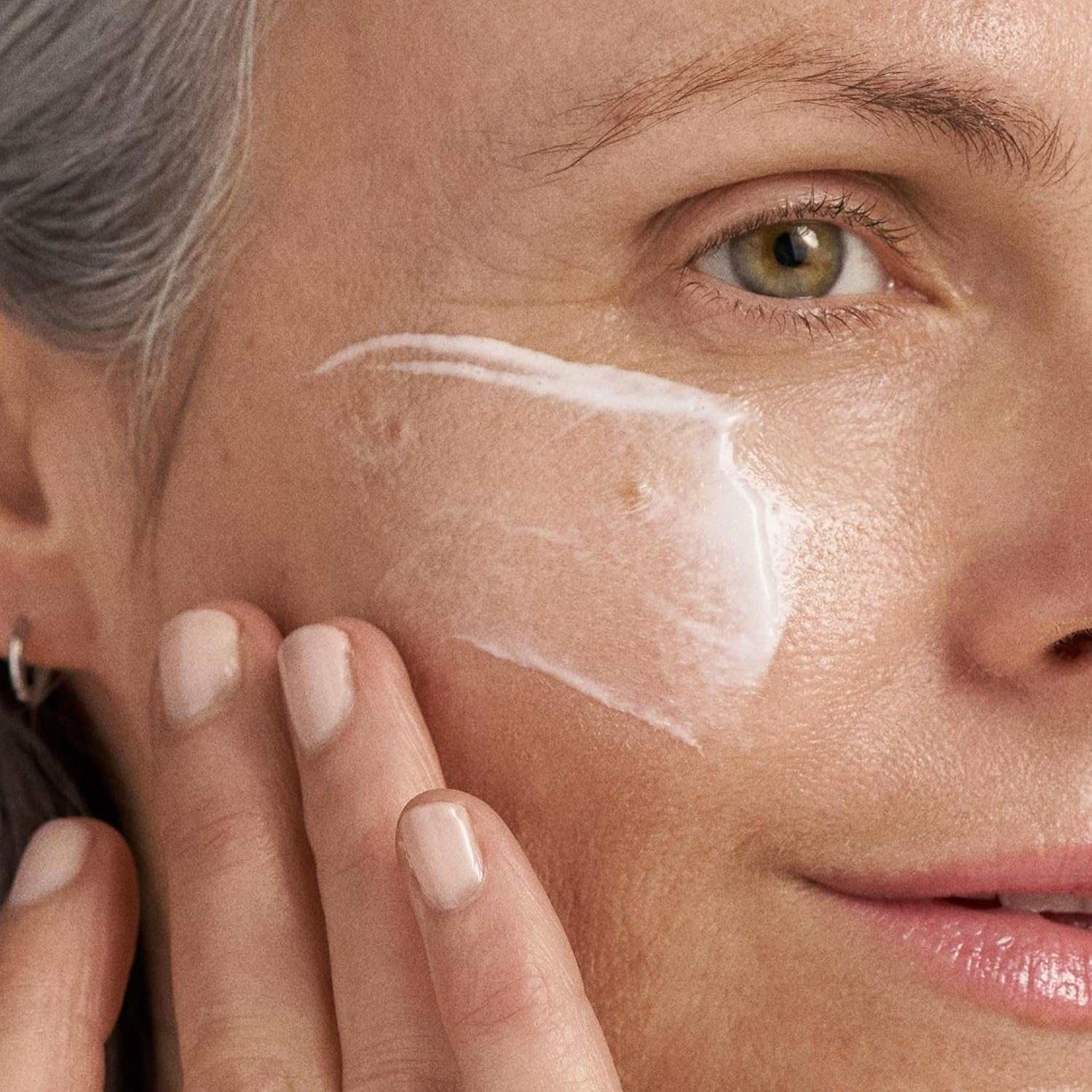 Dermalogica Powerbright Dark Spot Serum 30Ml Serums & Treatments image number 2