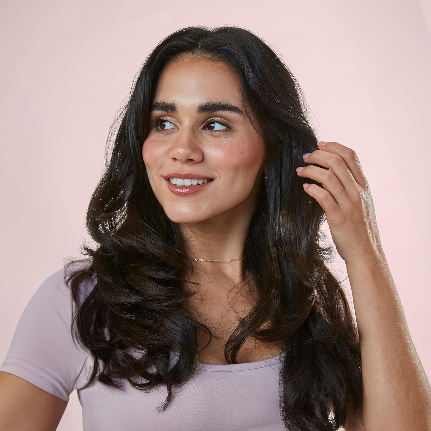 Mane BRB 33Mm (1.3") Ceramic round Hair Brush - round Blowout Brush for Shoulder Length Hair or Longer - Increases Hair Shine and Helps with Frizz Control - Made with an Ergonomically Designed Handle image number 4