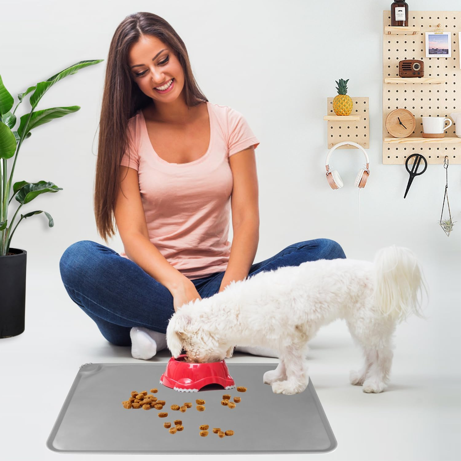 Bowl Mat for Dogs, Cats, 2 Pieces, Silicone, Waterproof, Dog and Cat Pet Feeding Mat, Non-Slip Pet Bowl Mat, Pet Feeding Mat for Dogs and Cats, 48 X 30 Cm image number 5