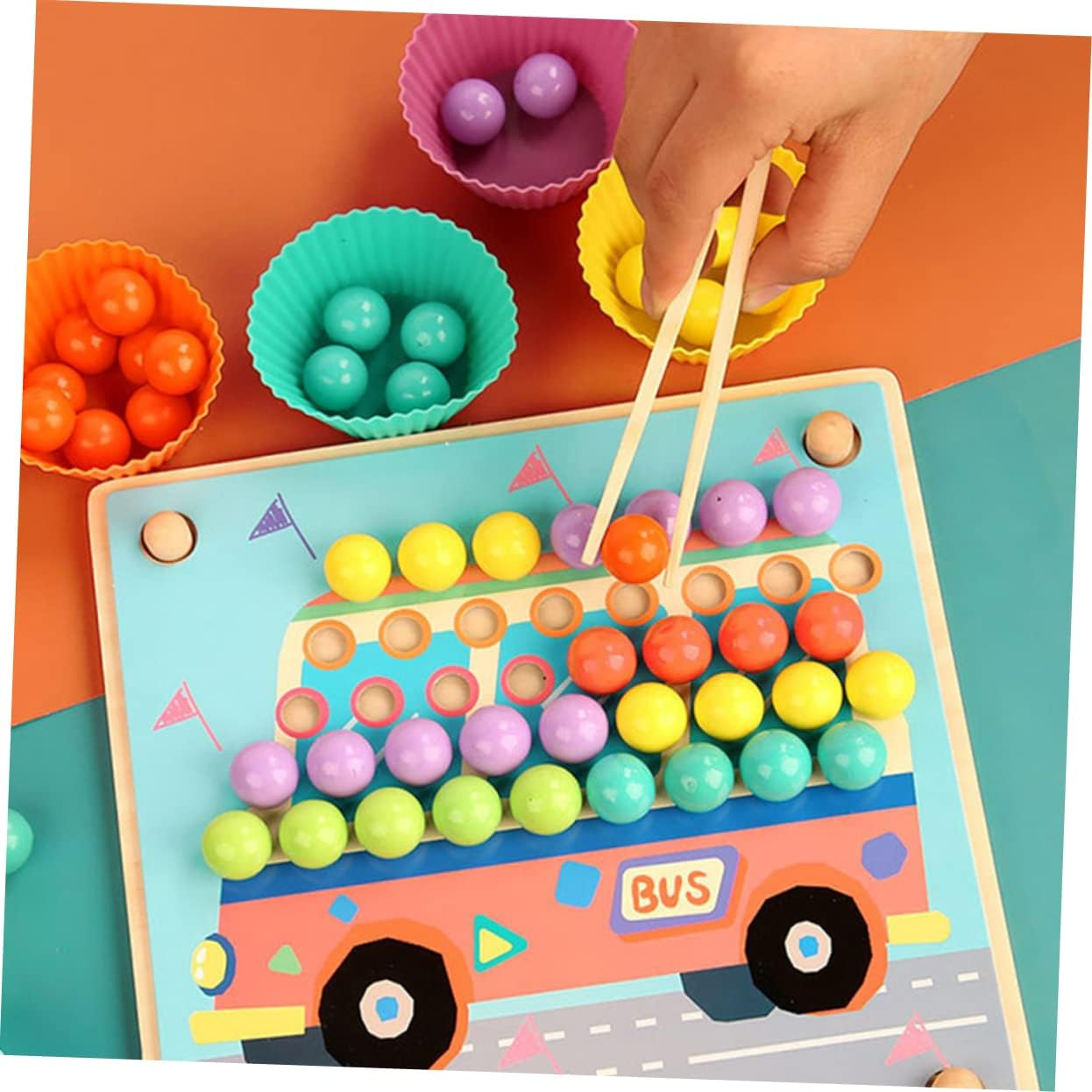 HOMSFOU 5Pcs Kids Wooden Tweezers for Fine Motor Skills Training Montessori Educational Toys for Toddlers and Children Safe Edges for Bead and Bean Sorting image number 6