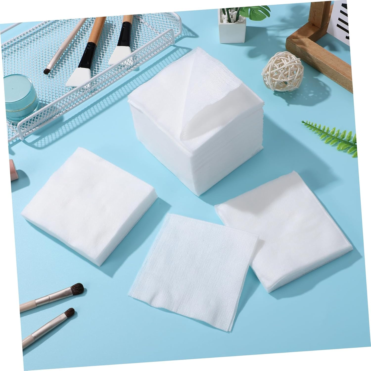 100Pcs 10X10Cm Makeup Remover Pads Non-Woven Gentle Face Cleansing Pads for Deep Pore Cleaning Portable and Soft Facial Wipes 10.00X10.00X0.10CM White image number 6