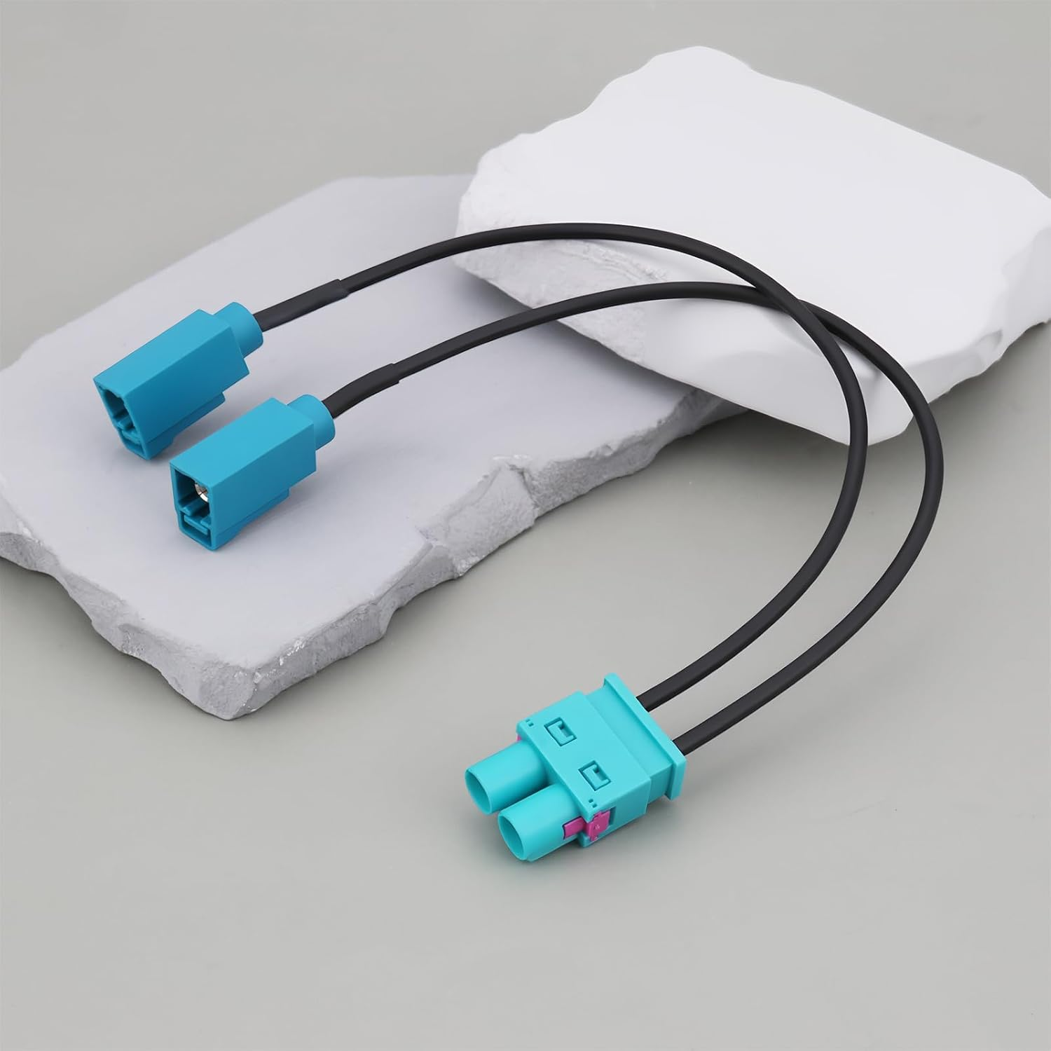 Emagtech Car Radio Antenna Adapter Cable Dual FAKRA(Z) to 2 FAKRA Compatible with VW Compatible with Audi since 2008 image number 3