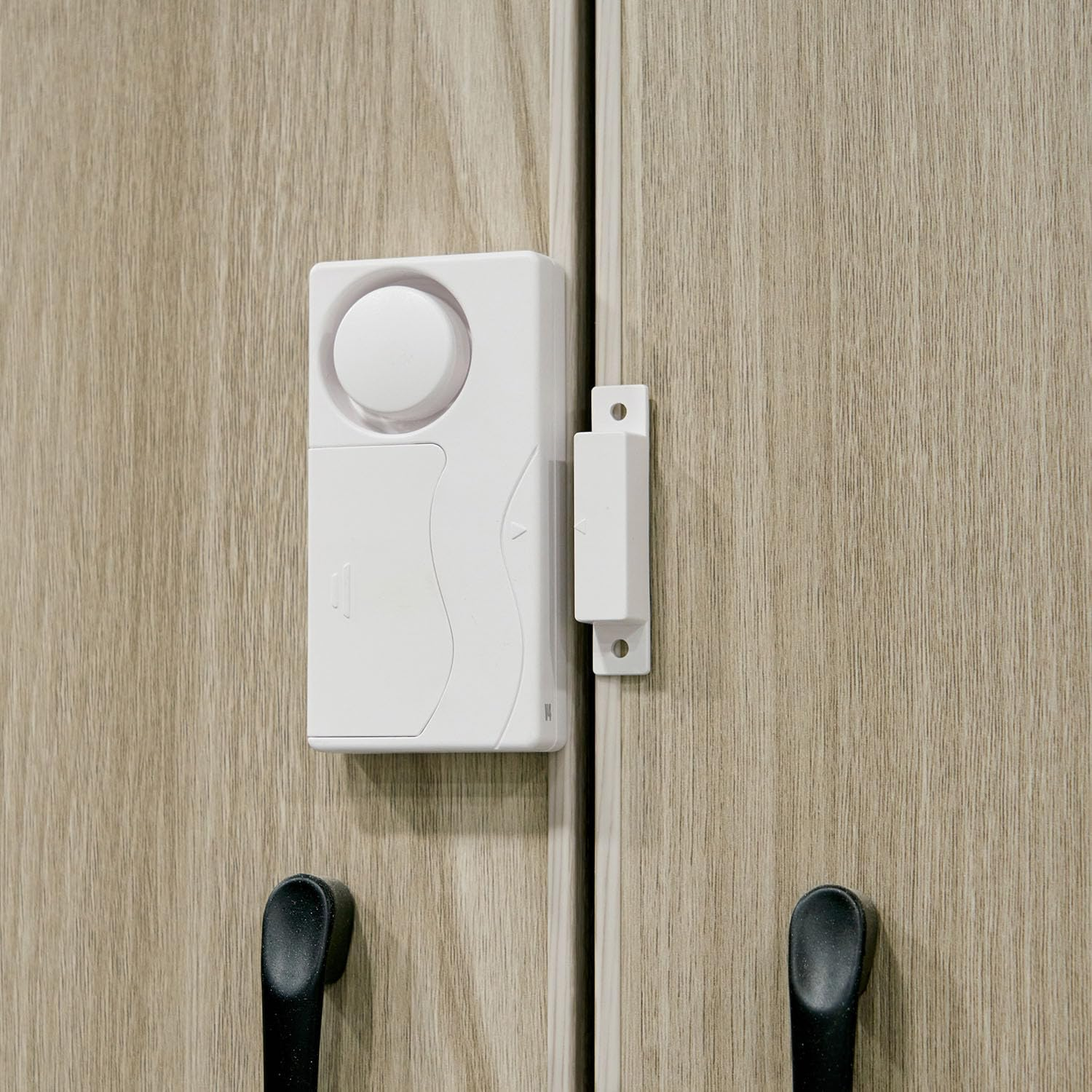 Mengshen Door and Window Alarm, Anti-Theft Burglar Wireless Alarm with Remote Control for Home Security, Easy to Install, 105Db (Includes 2 Alarm and 1 Remote Control) image number 6