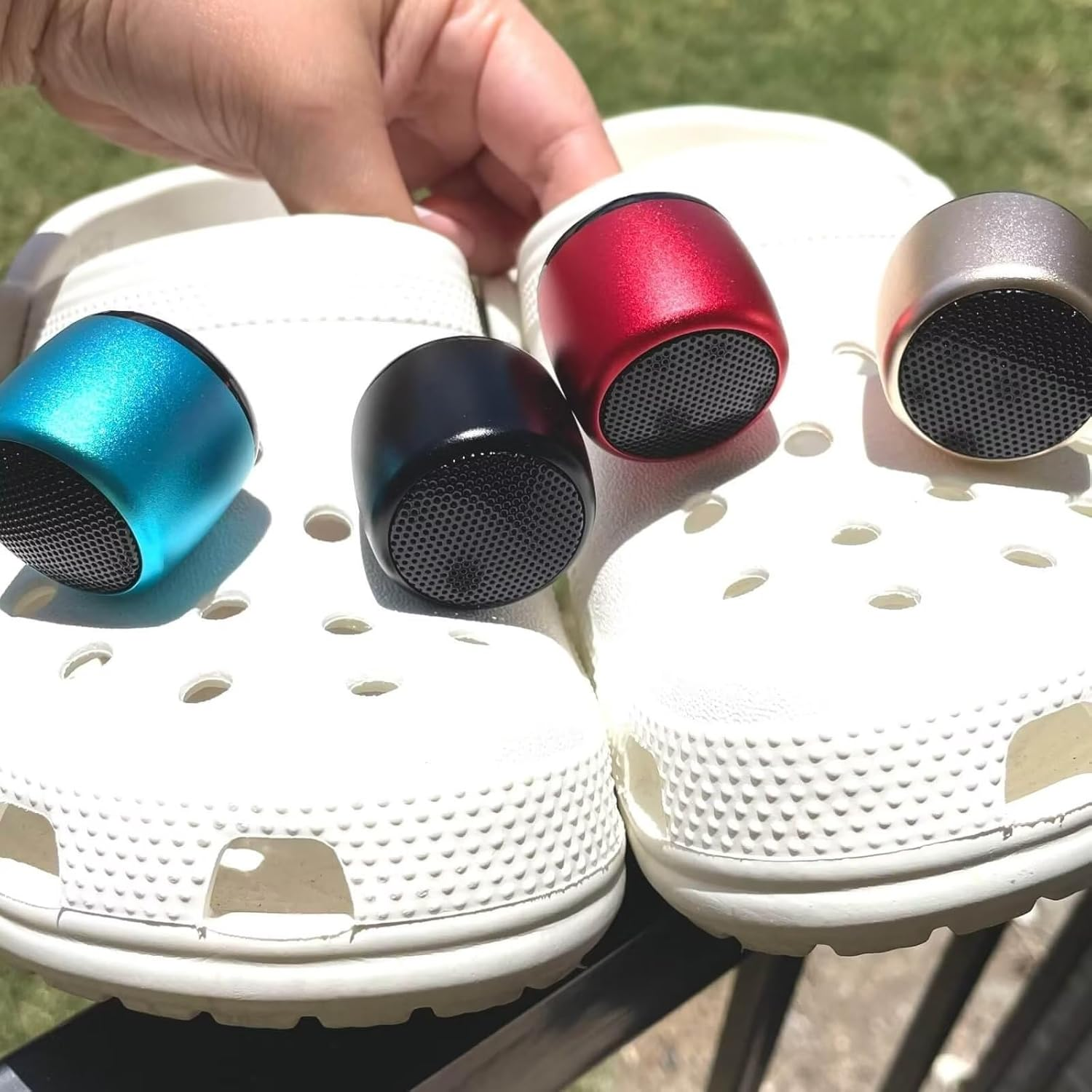 UUEENN Clog Speaker, Mini Speaker for Clog, Halloween Mini Speaker, Bluetooth Clog Charm, Red