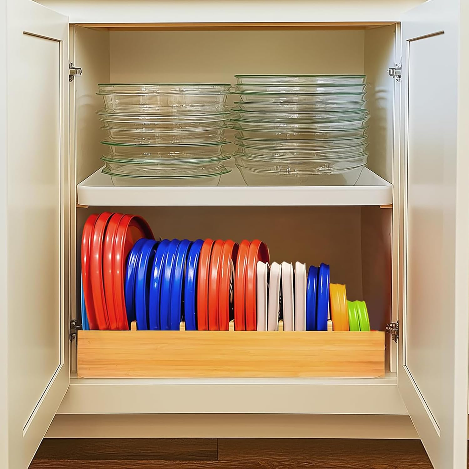 FORYUSE Bamboo Food Storage Container Lids Organiser with 5 Adjustable Dividers Kitchen Cabinet Plastic Lid Holder image number 4