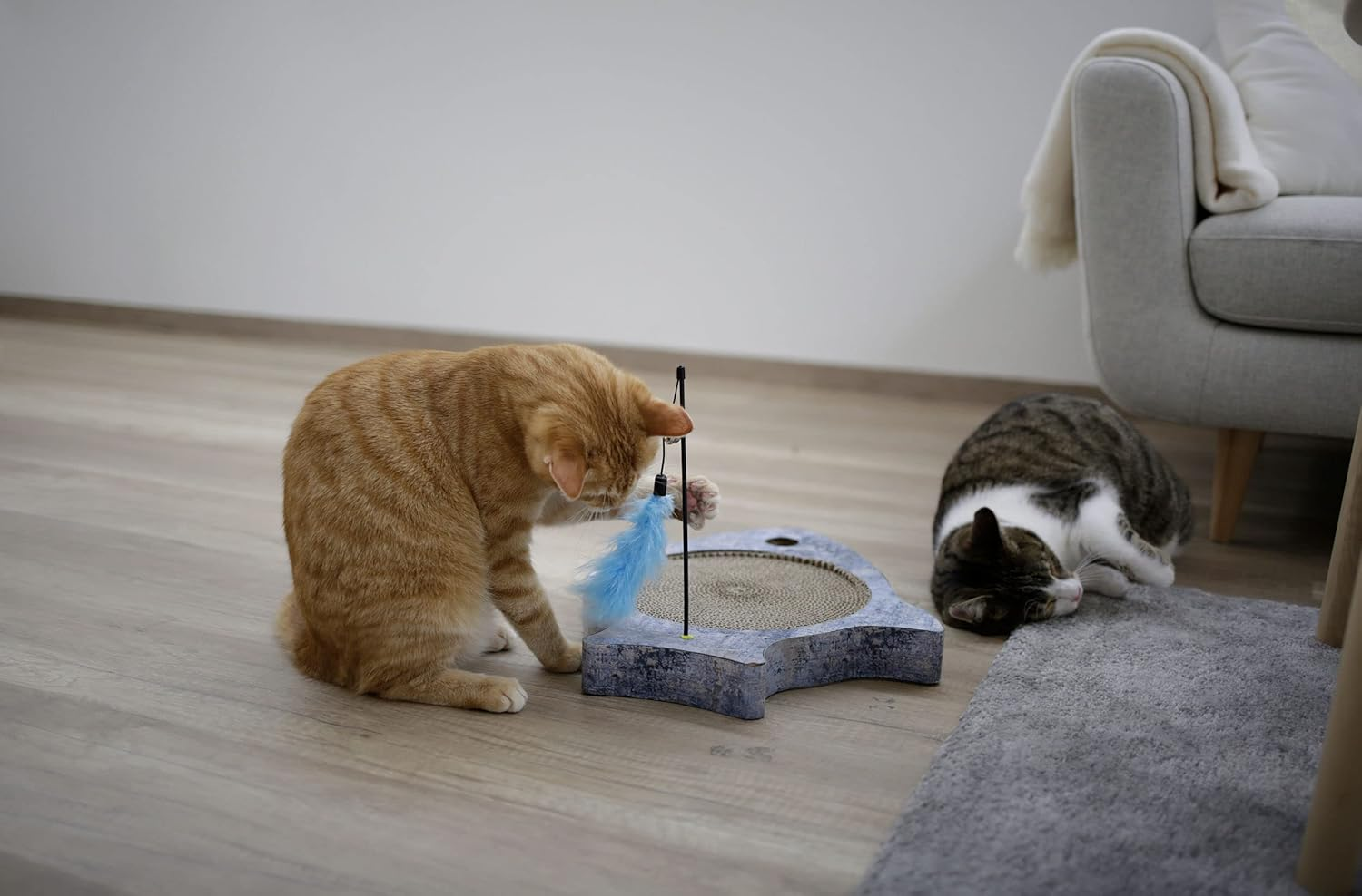 Kerbl 80993 Cat Scratching Board Marie Cats Play Ball Bell Feathers Catnip Bag image number 2