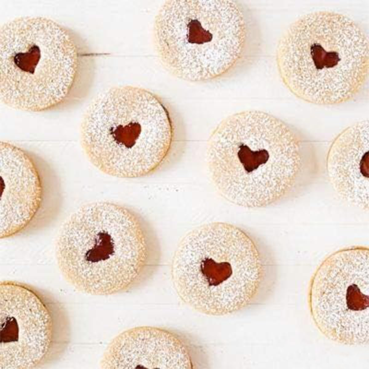 6 PCS round Cookie Cutter Set (5, 7.6, 8.5, 9.5, 10, 12.8 Cm),Stainless Steel Circle Cutters Donut Cutter for Baking,Biscuits,Cakes,Sandwiches,For Kids Holiday Birthday Party,Durable & Easy to Clean image number 5