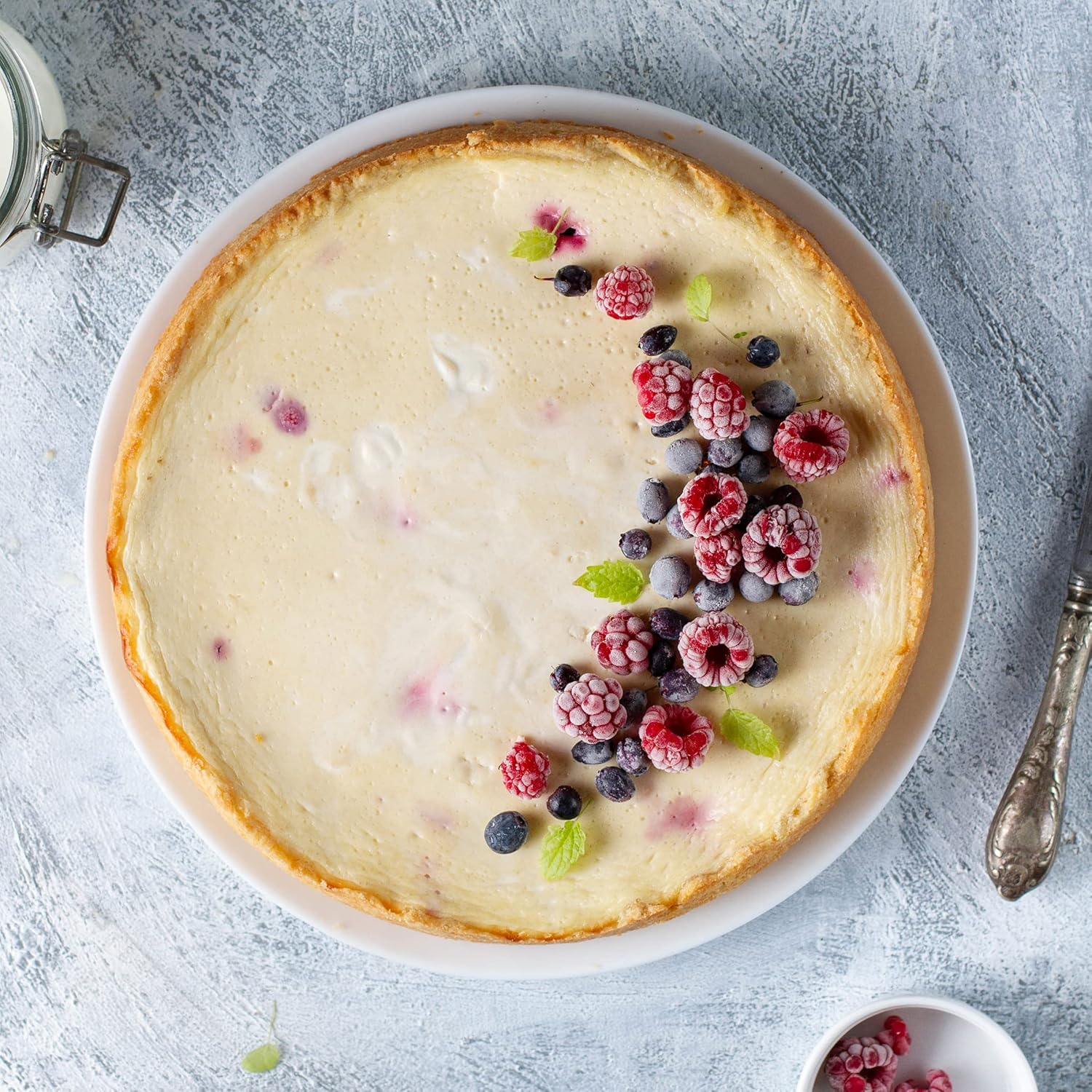 Lacor 68537 Perforated Cake Mould, 7 X 2 Cm, Silver image number 3