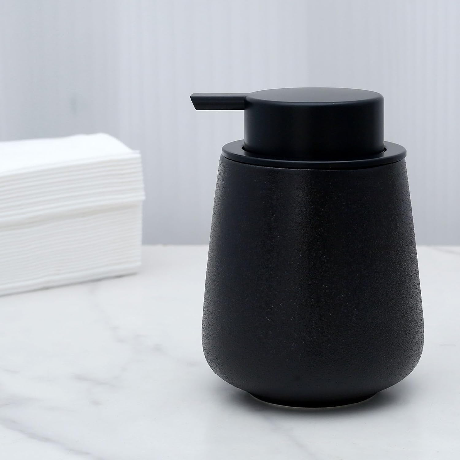 Fwqofvk Ceramic Black Soap Dispenser, Safe Ceramic Dish Liquid Dispensing Container, Lotion Soap Pump for Bathroom 12.5X9.5X9.5Cm (White)