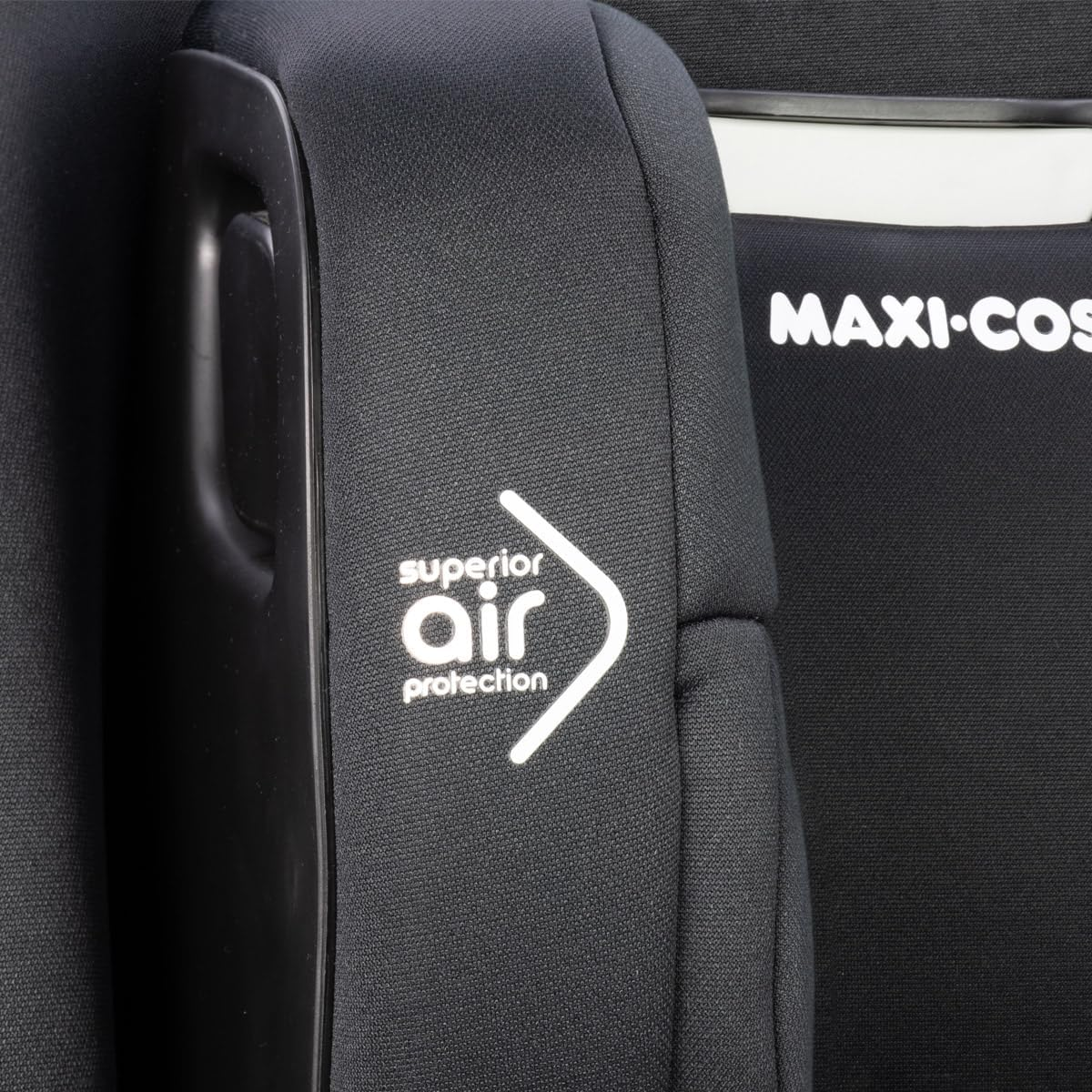 Maxi Cosi Luna Pro Forward-Facing Harnessed Booster Car Seat Onyx- Safe & Comfortable for Ages 6 Months to 8 Years image number 3