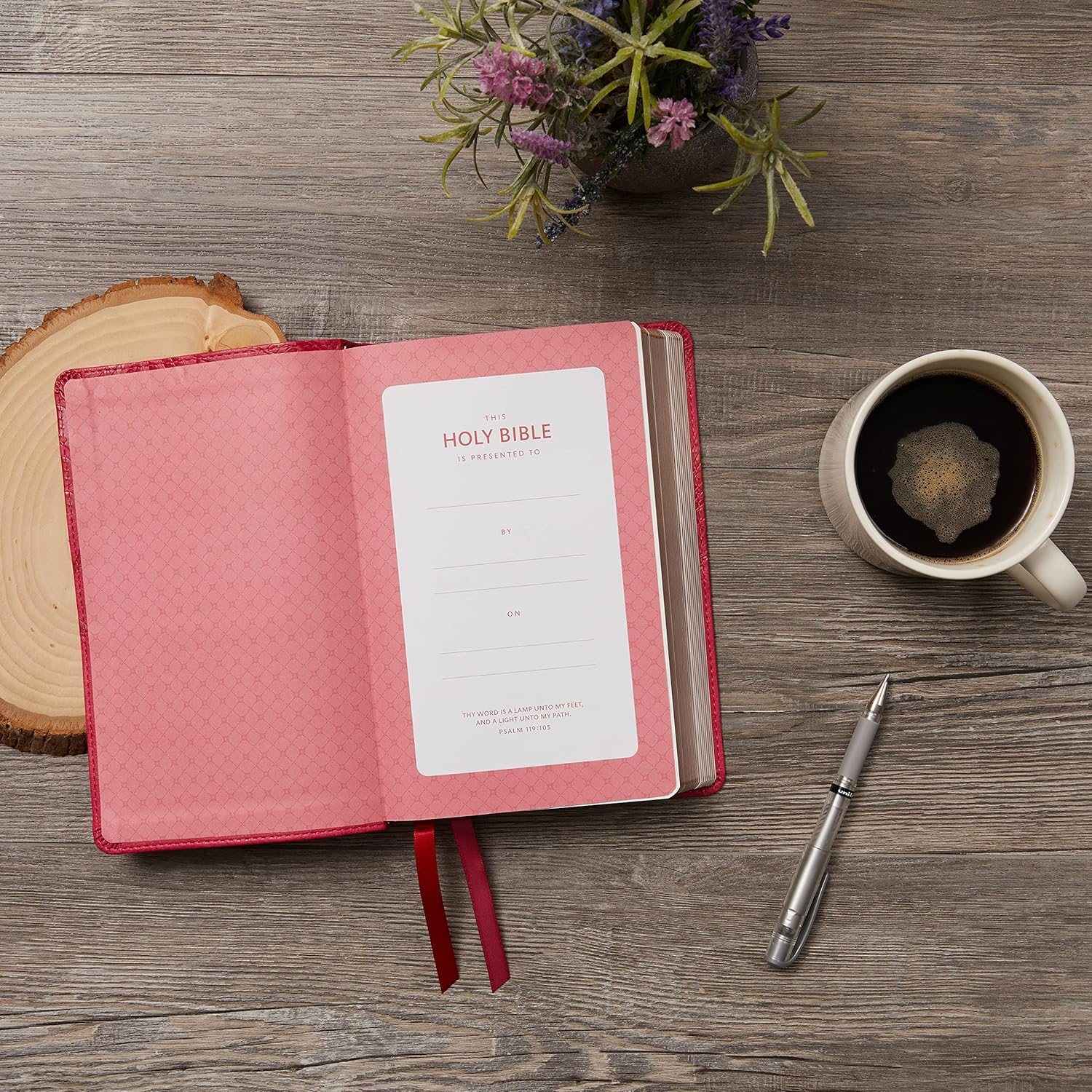 KJV, Personal Size Large Print Single-Column Reference Bible, Leathersoft, Red Letter, Comfort Print: Holy Bible, King James Version [Pink]