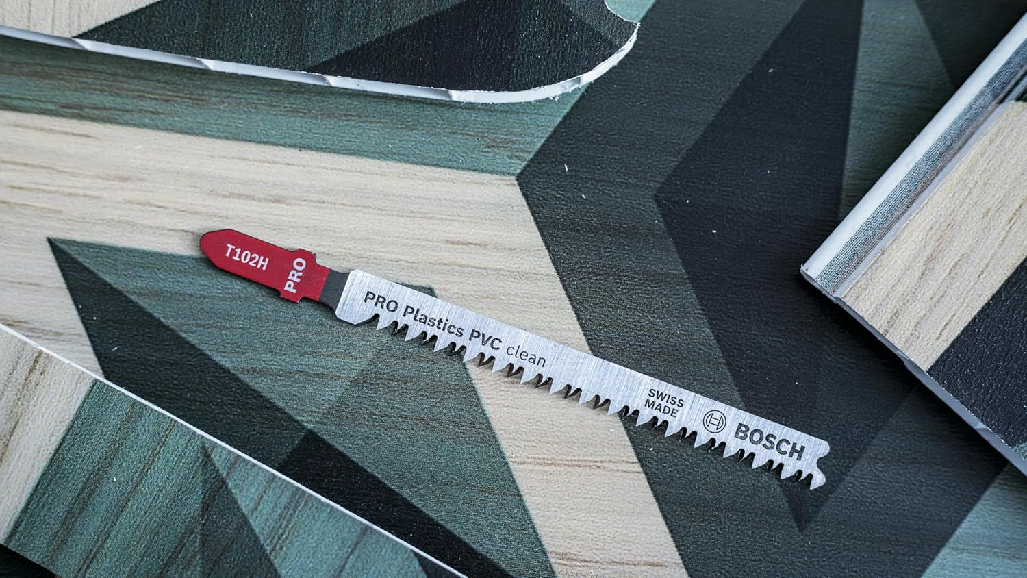 Bosch 2 X PRO Plastics PVC Clean T102H Jigsaw Blade (For Plastic, Plastic, Length 100 Mm, Professional Accessories Jigsaw) image number 2