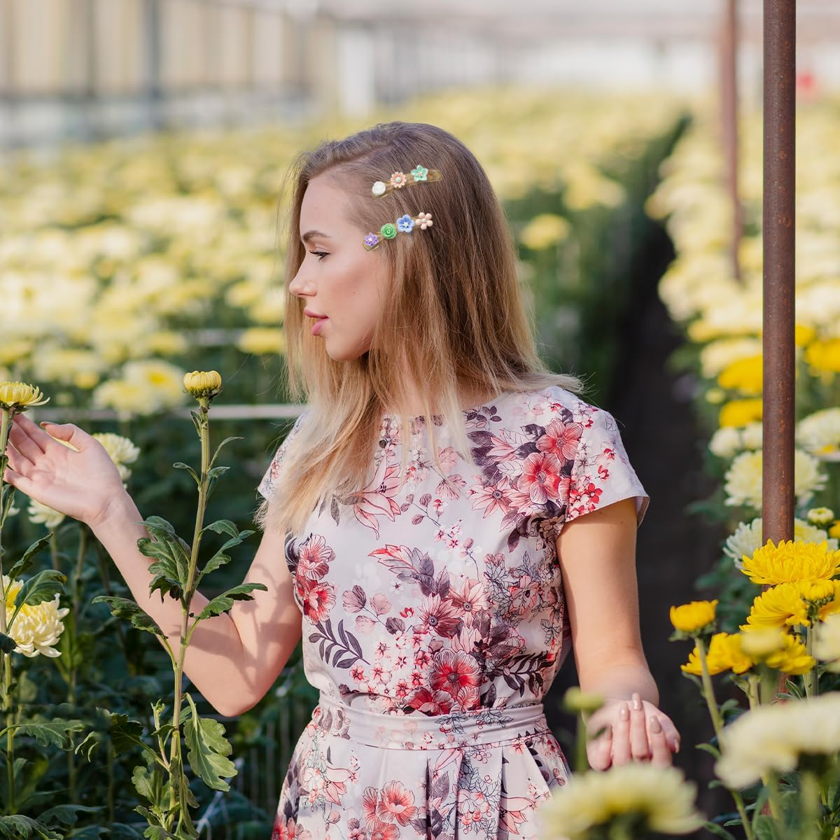 Mini Resin Flower, 100 PCS Flatback Flower Charm for Scrapbook, Nail, Phone Case Decor (Bulk) image number 2