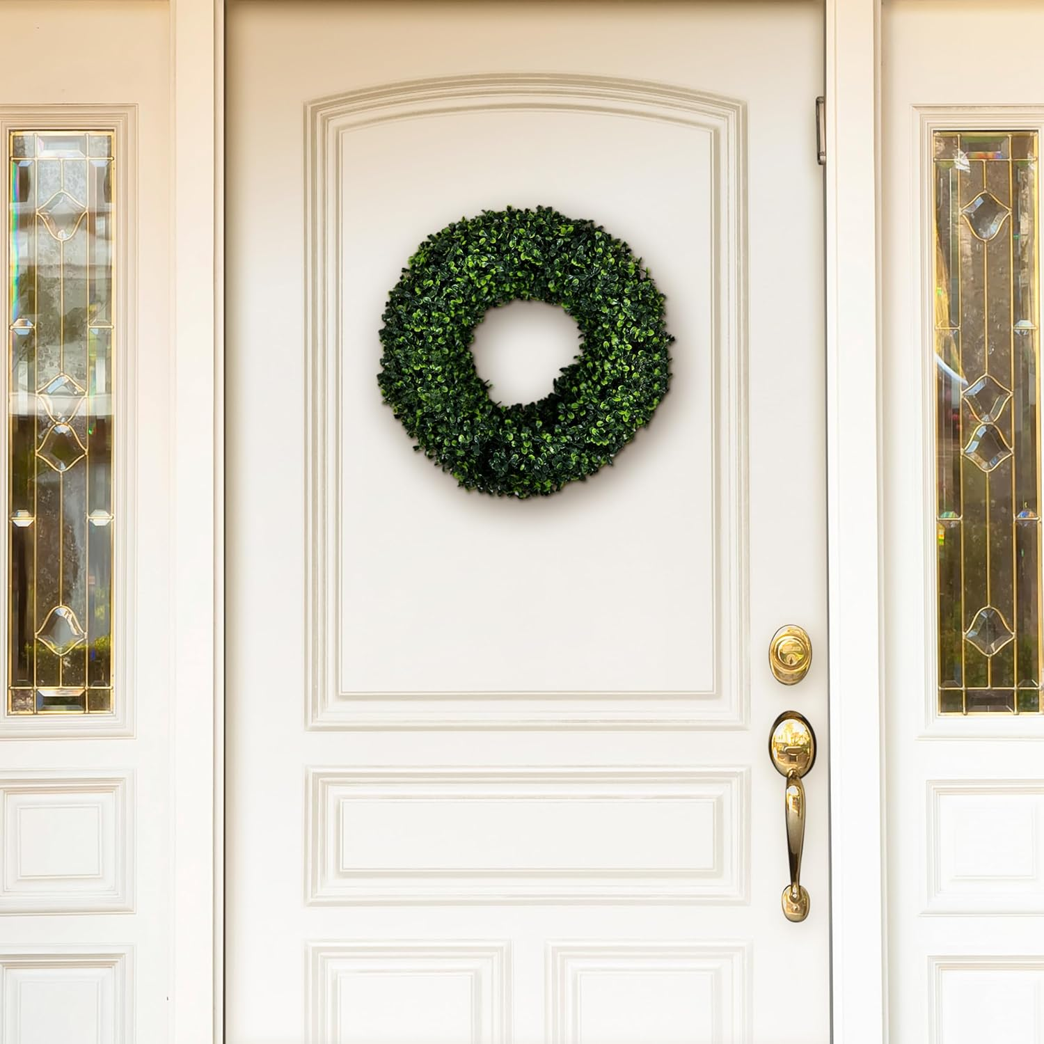 Pure Garden Boxwood Wreath, Artificial Wreath for the Front Door By, Home D&eacute;cor, UV Resistant &ndash; 16.5 Inches image number 1