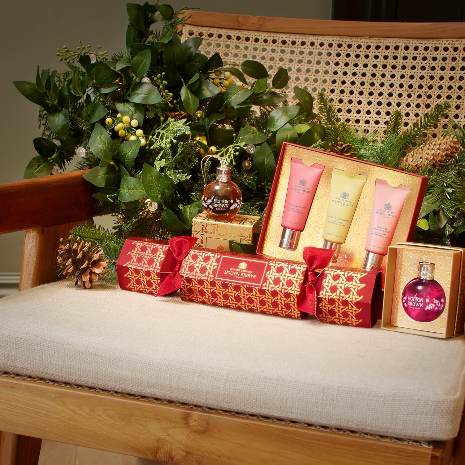 Molton Brown Floral & Spicy Hand Cream Hand Care Gift Set image number 3