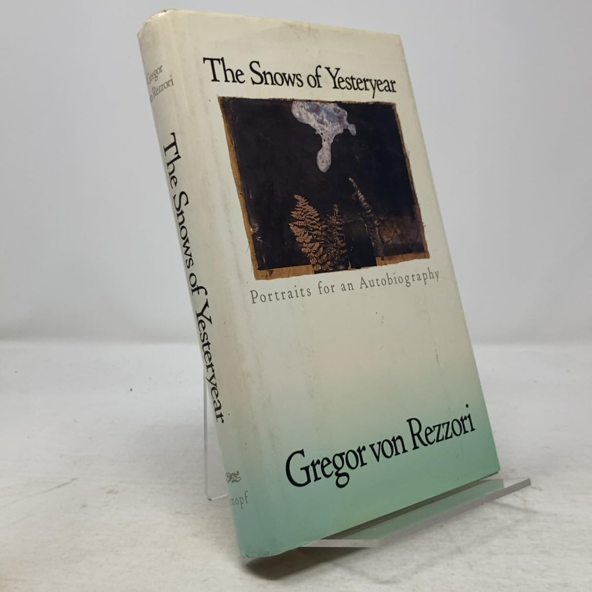 The Snows of Yesteryear: Portraits for an Autobiography image number 1