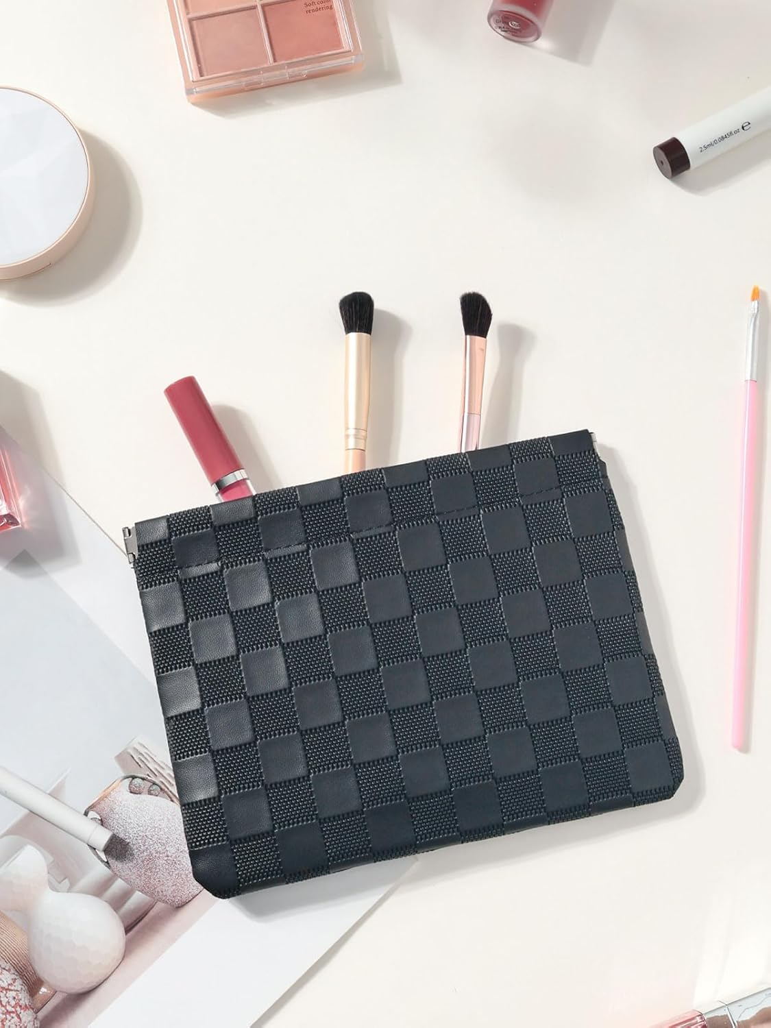 Ksriylm Black Plaid Leather Makeup Pouch for Women Small Make up Bag for Purse Self-Closing Waterproof Initial Checkered Makeup Cosmetic Bags Pouches for Purse Aesthetic Travel Toiletry Bag - Green image number 5