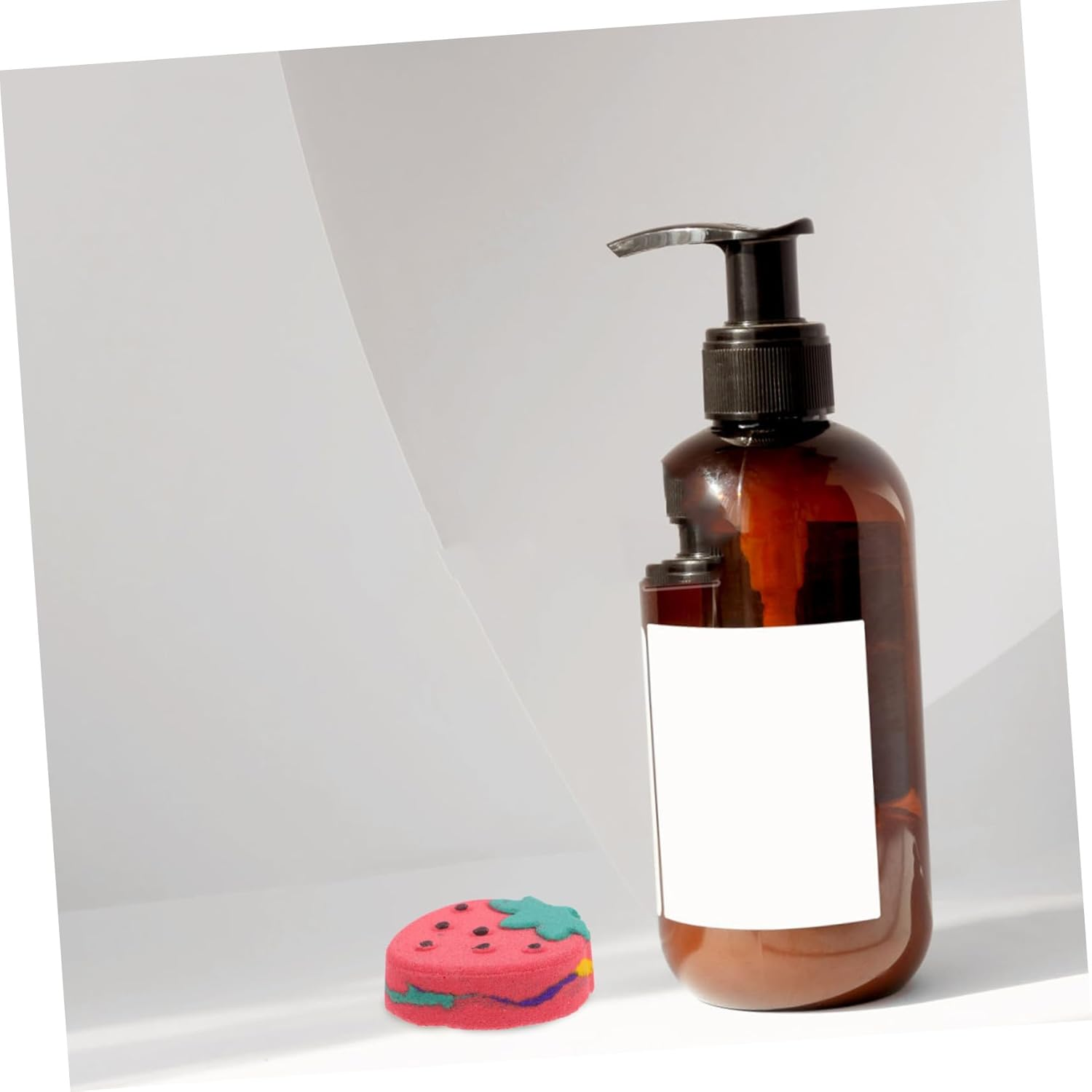 Gogogmee Strawberry Scented Unique Bath Toy Women Romantic Bath Relaxation Product