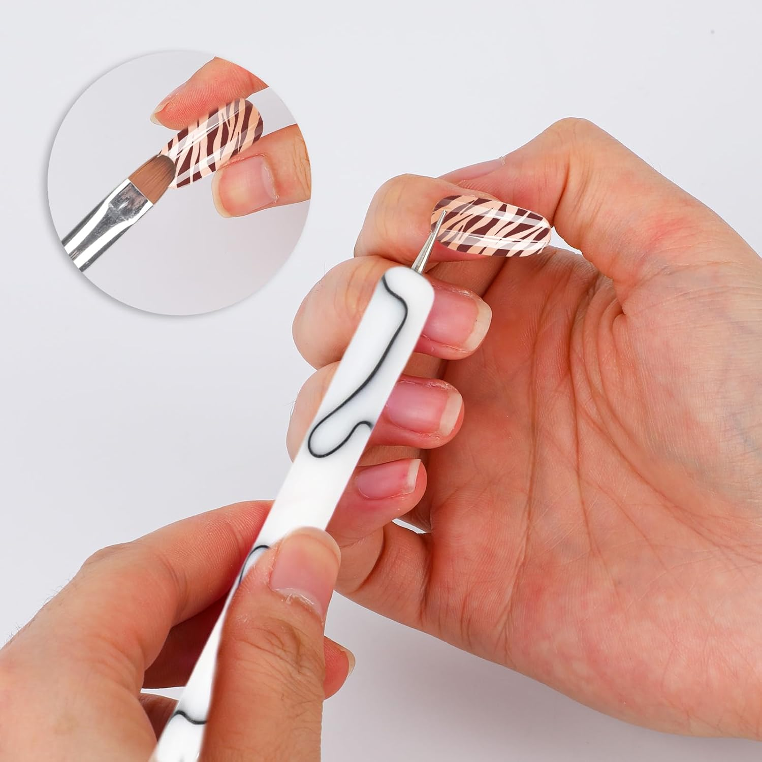 8Pcs French Nail Brushes with Dotting Tool, Dual Ended Gel Acrylic Manicure Brushes for Detailed Clean up Nail Designs (10# 12# 14# 16#, Black and White) image number 2