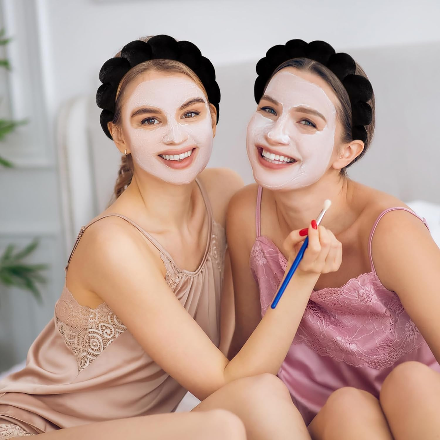 Bubble Headband, Make-Up Headband for Washing the Face, Make up Remover, Shower, Skin Care (Black) image number 4