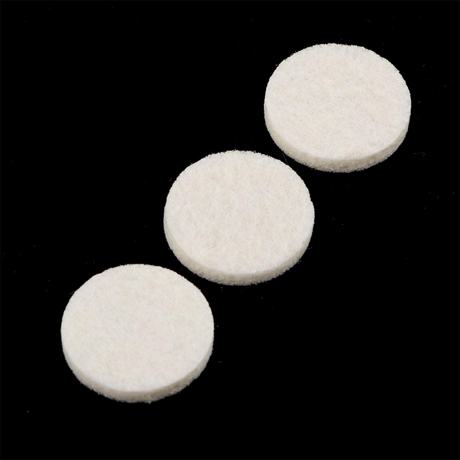 Qianly Bulk Pack of 200 Essential Oil Diffuser Pads for Locket Necklace and Car, Beige image number 3