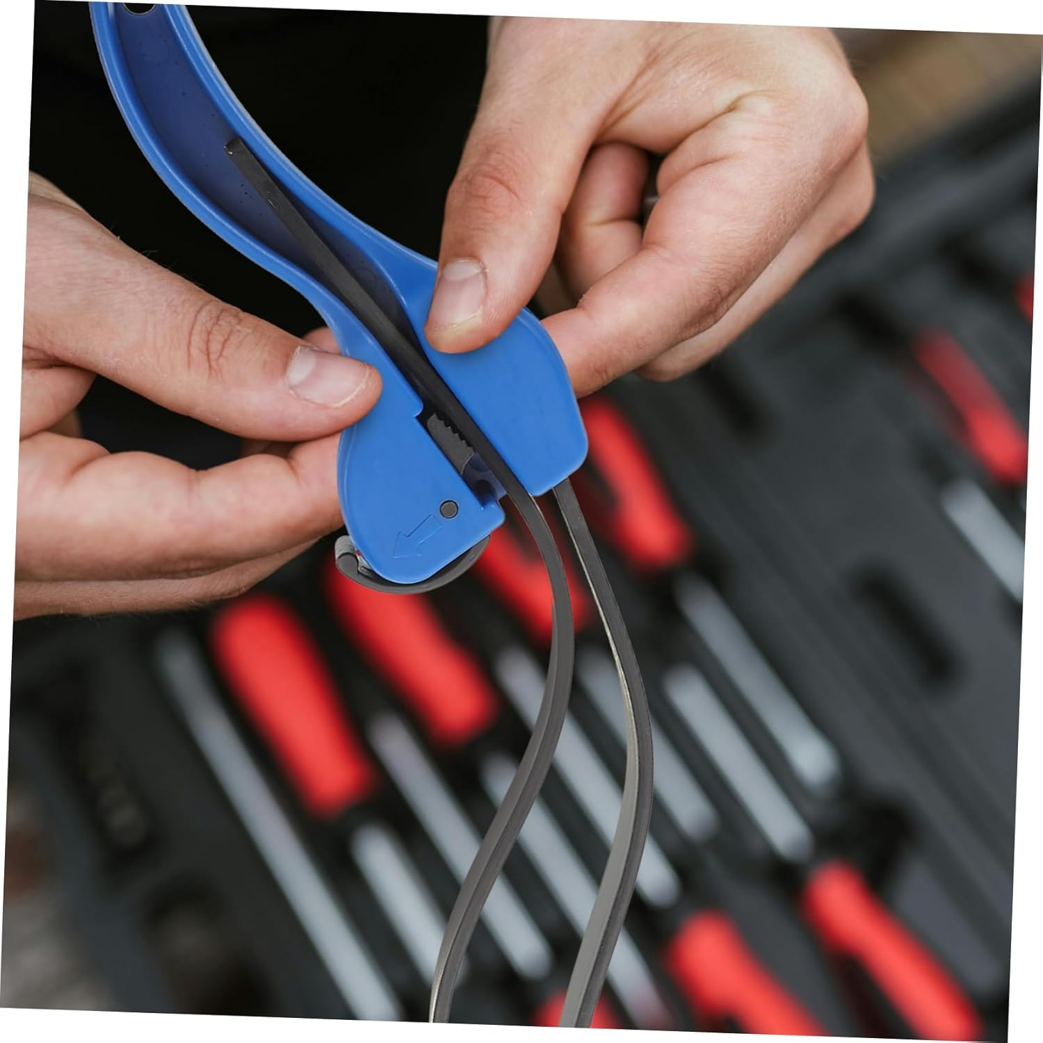 TINEASUR Heavy Duty Adjustable Rubber Wrench for Oil Filter and Plumbing Maintenance Multifunctional Jar Opener and Filter Housing Tool Durable and Efficient for Automotive Use image number 6