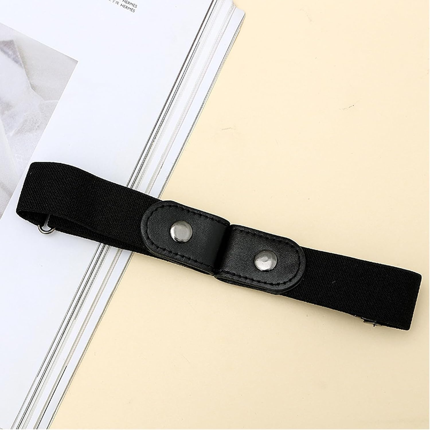 Xolixorium No Buckle Belt Elastic Waistband for Women Men Adjustable Stretch Belt with Secure Comfort for Pants Jeans and Belt Women Use image number 3