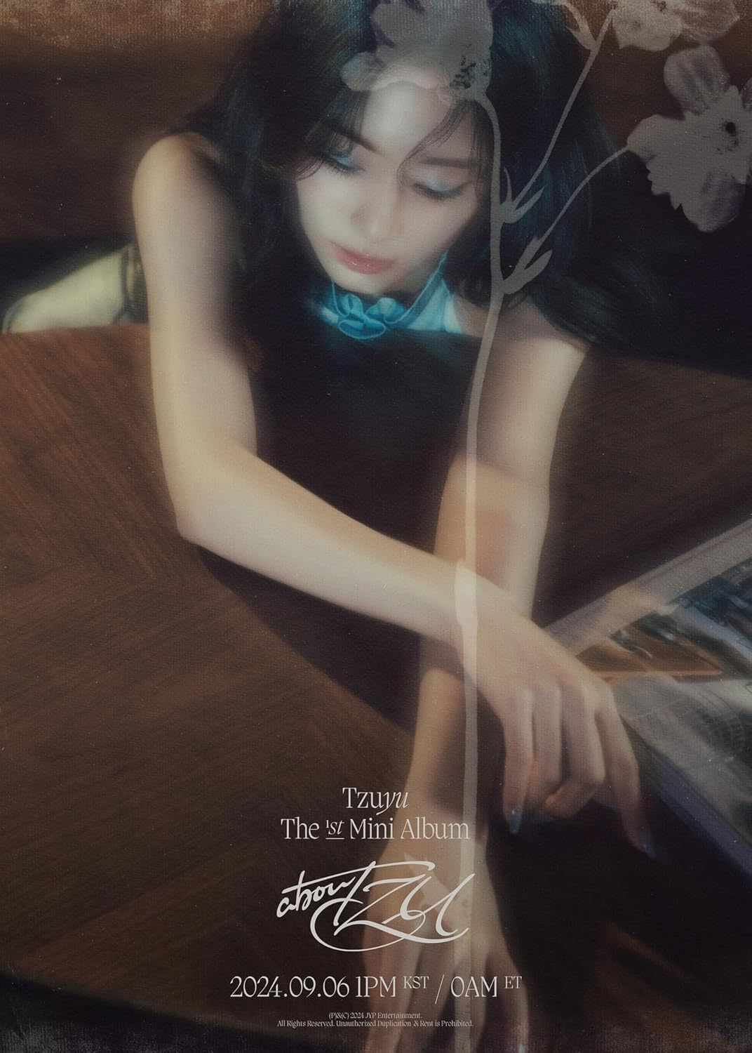 TWICE Tzuyu Aboutzu 1St Mini Album Standard Fly Version Cd+96P Photobook+4P Photocard+2P Poster on Pack+1Ea Photo Film+1P Printed Photo+Etc+Tracking Sealed TSUYU image number 2