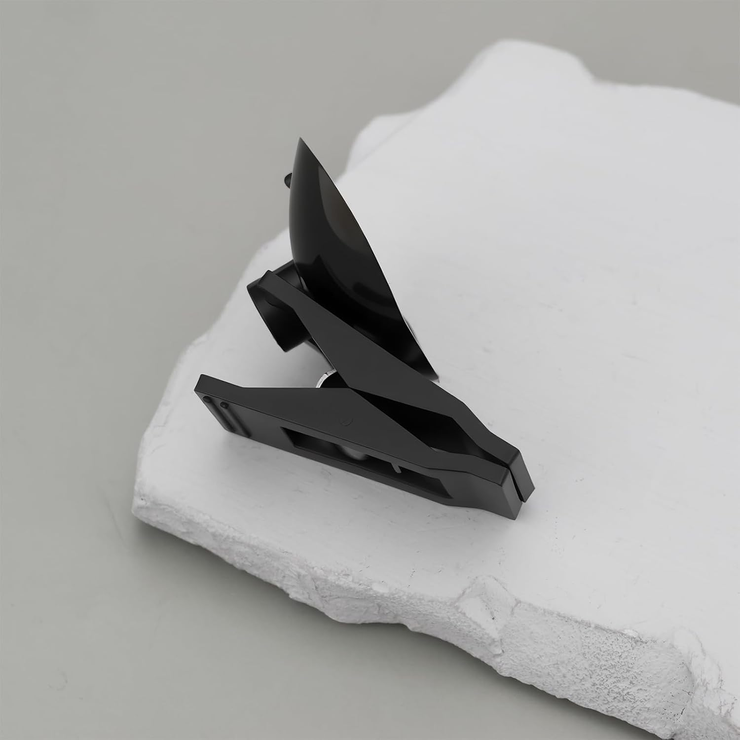 Emagtech 2 Pair 30Mm Car Windshield Parking Card Ticket Holder Clip for Windshield Visor Cards image number 2