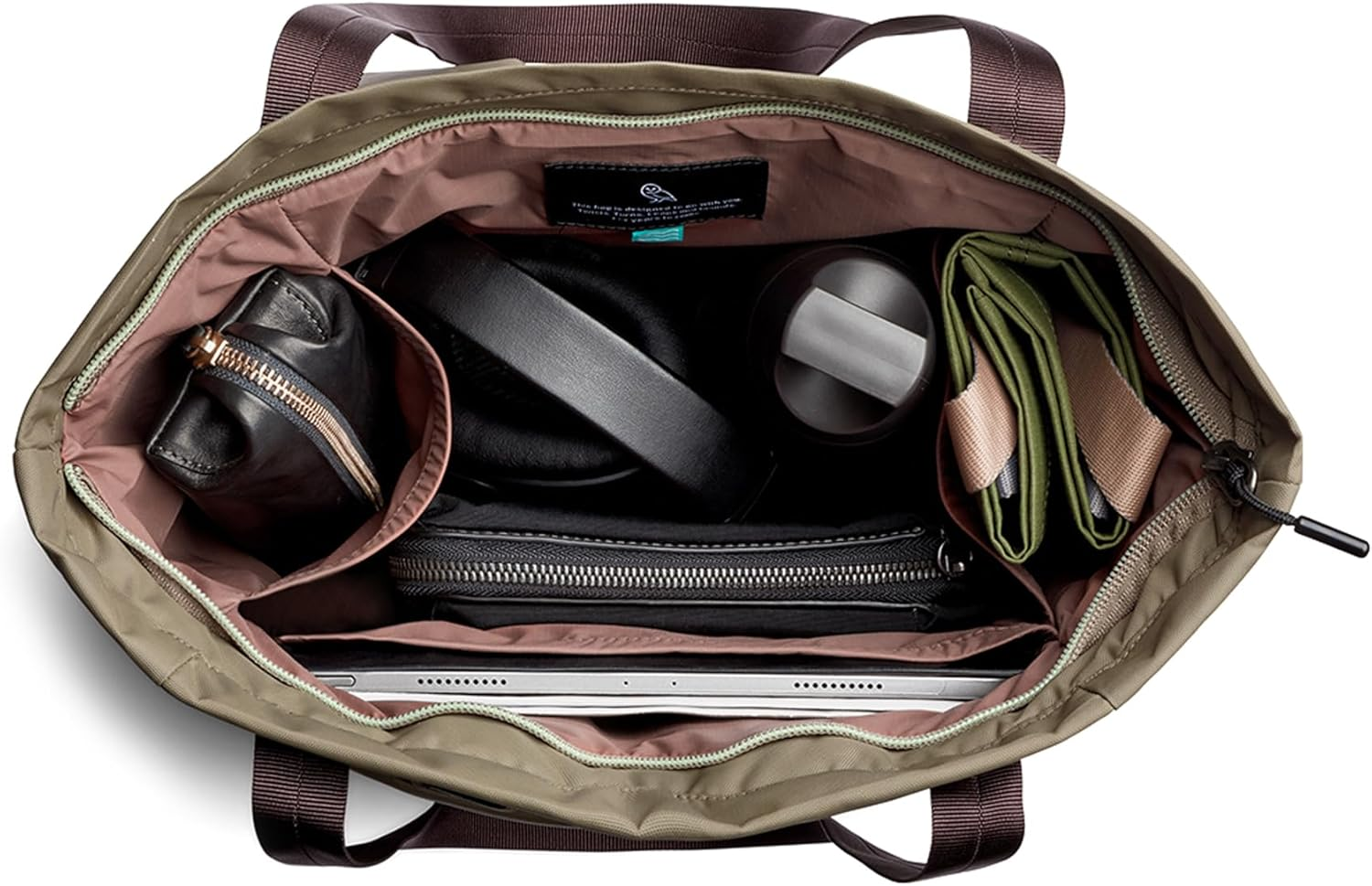 Bellroy Laneway Totepack (18 Liter Stylish Tote Bag and Backpack in One, for Gym, Travel or Everyday Carry) - Ink image number 6