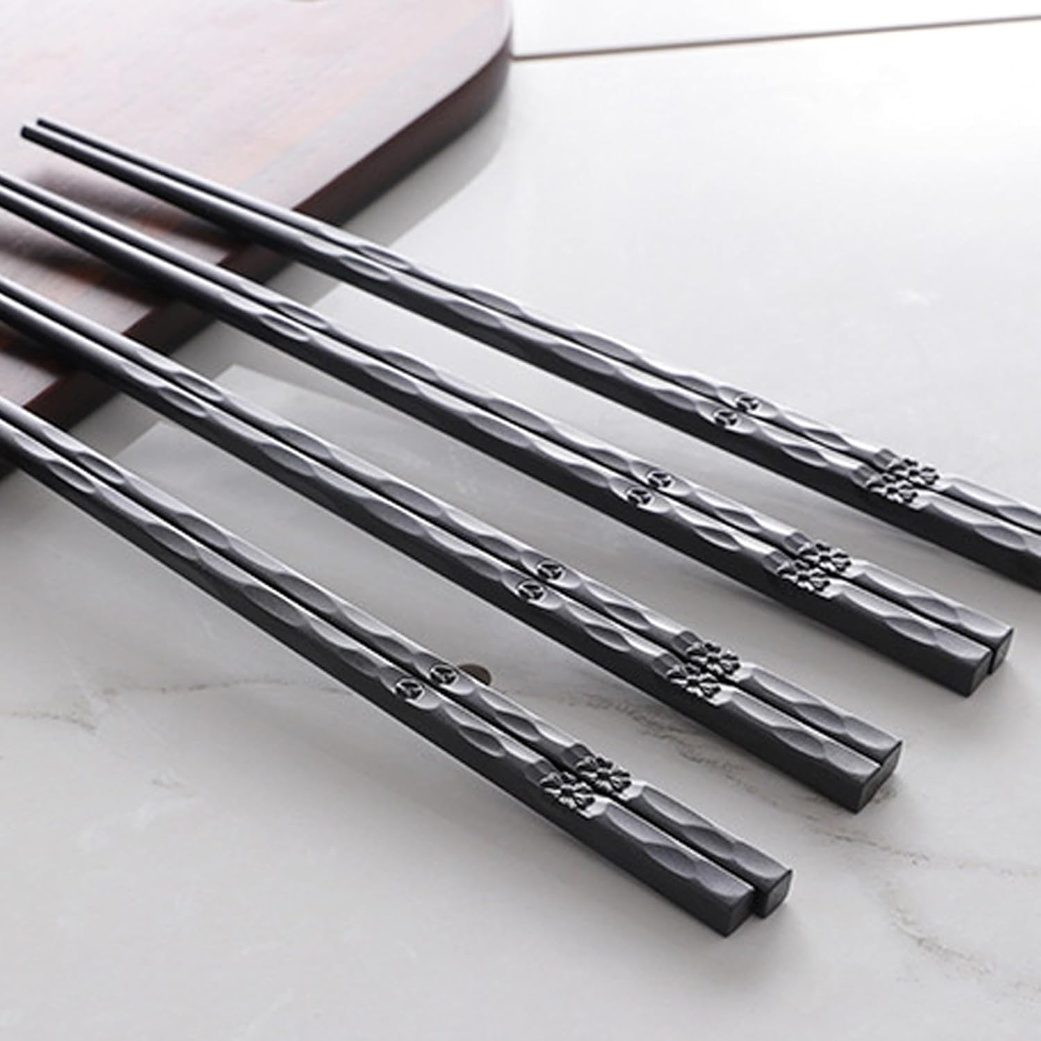 Tiokin 5 Pair of Fiberglass Reusable Chopsticks Lightweight Non-Slip Chopstick ,Japanese Style Chop Sticks Set ,Healthy and Durable Dishwasher Safe(Black) image number 1