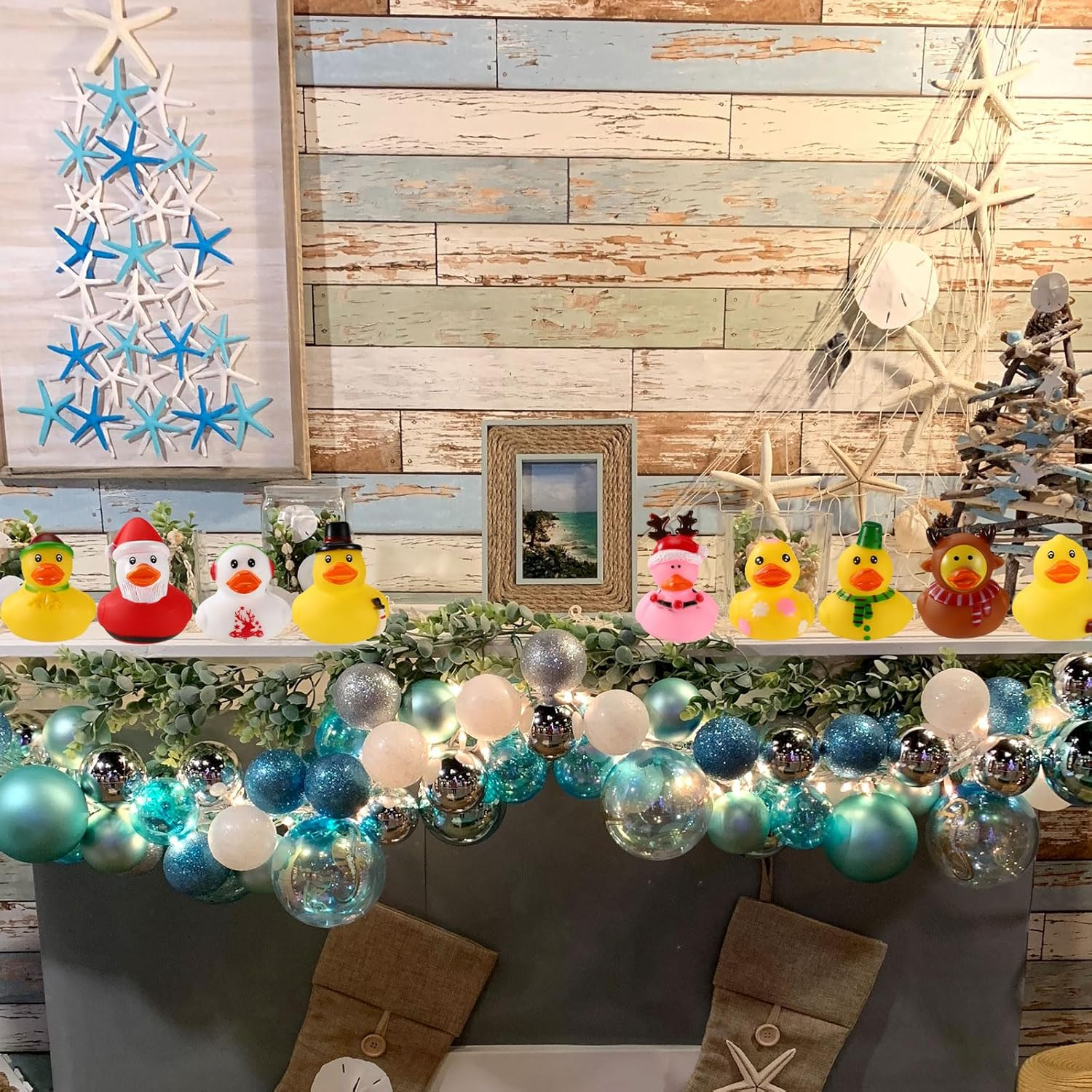 12Pcs Small Ducks, Rubber Adorable Assorted Tiny Christmas Ducks Funny Christmas Themed Rubber Toys Suitable for Office Home Party Decoration Supplies image number 5